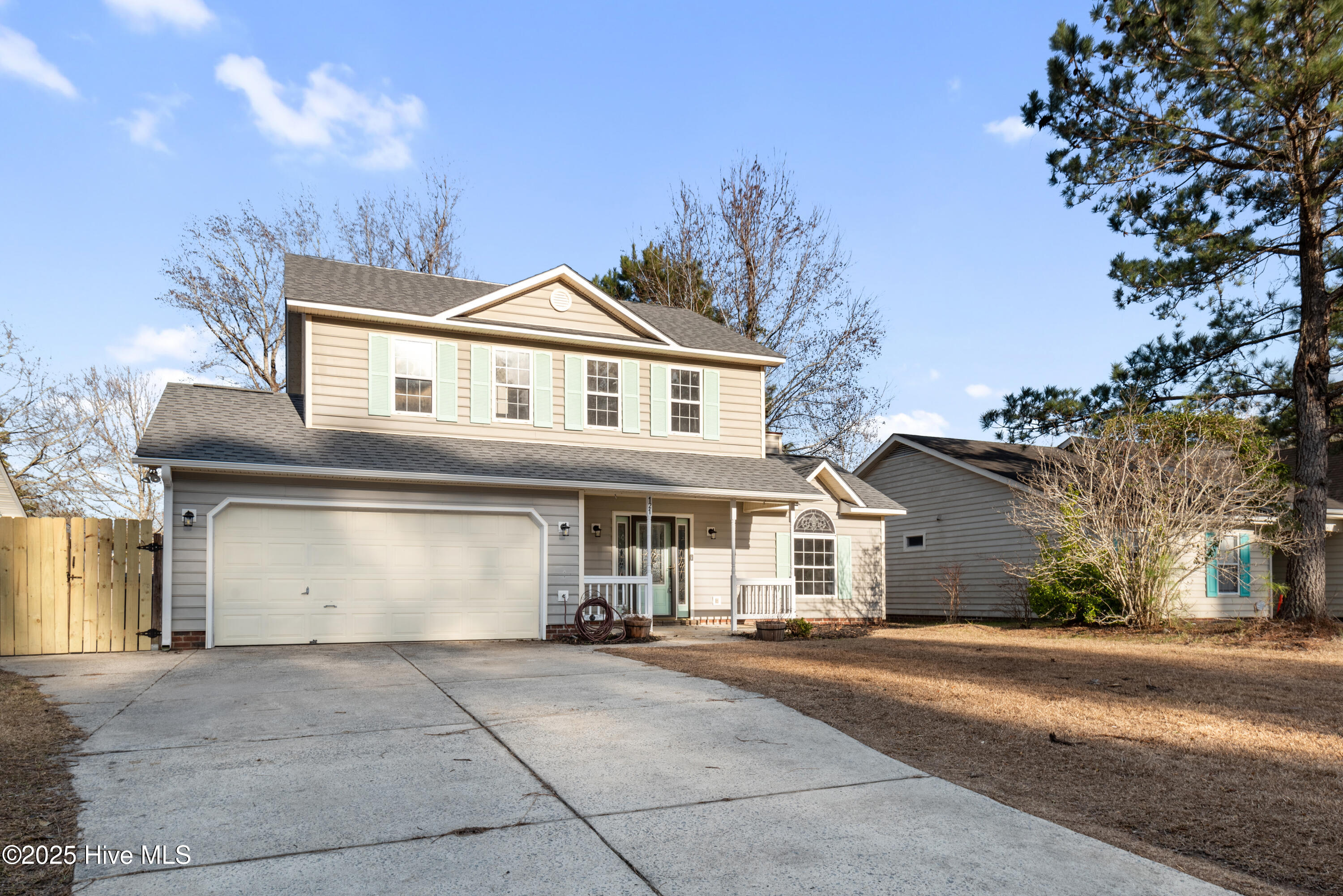 121 S Forest Drive Property Photo