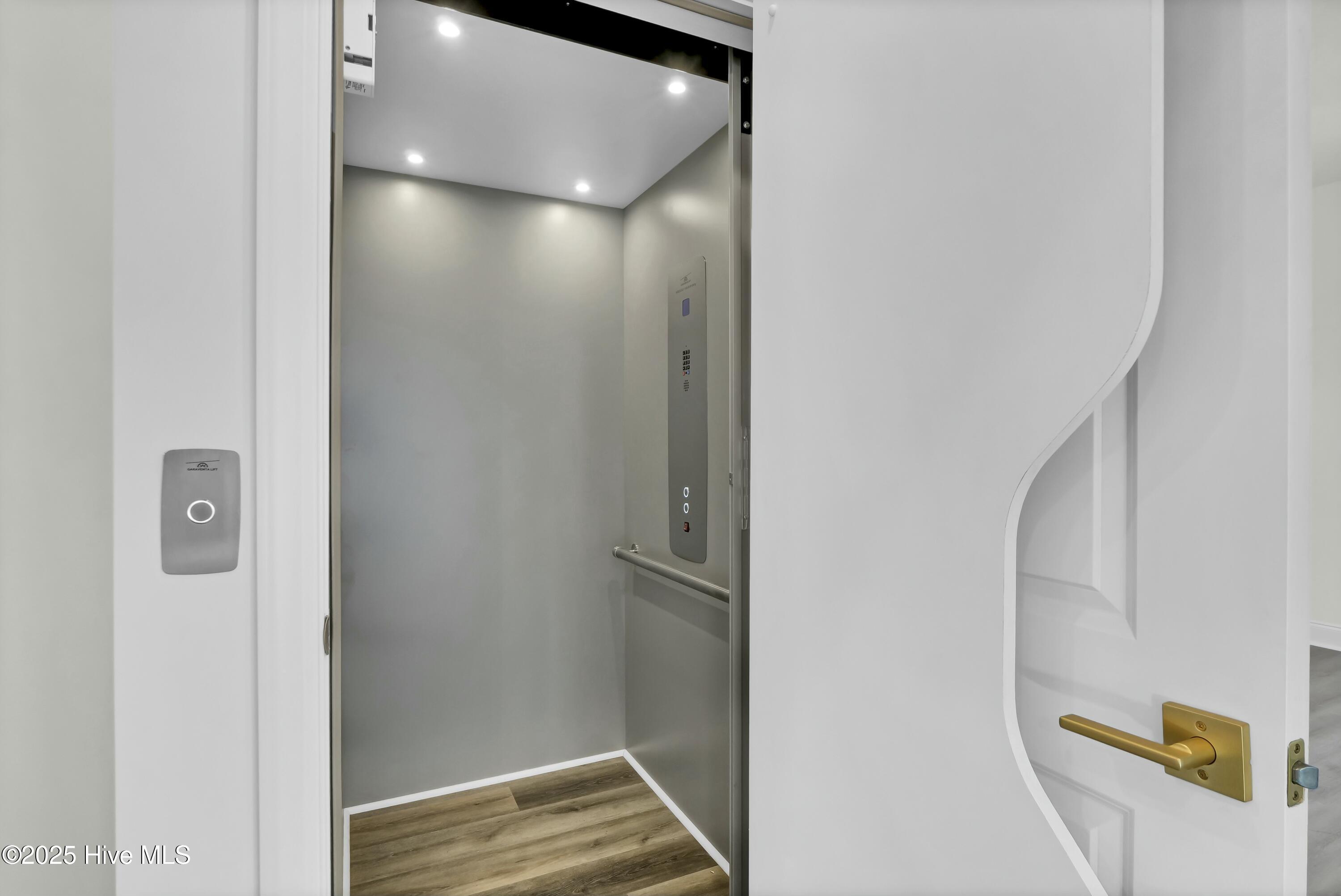 2401 E Yacht Drive Property Photo 16