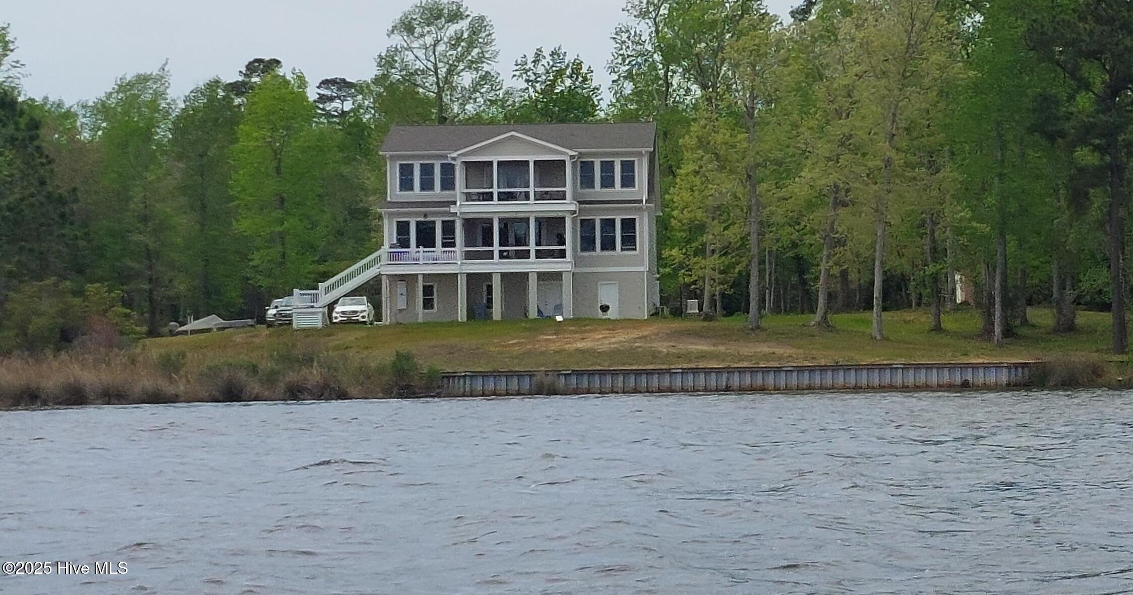 454 Baird Point Road Property Photo 8