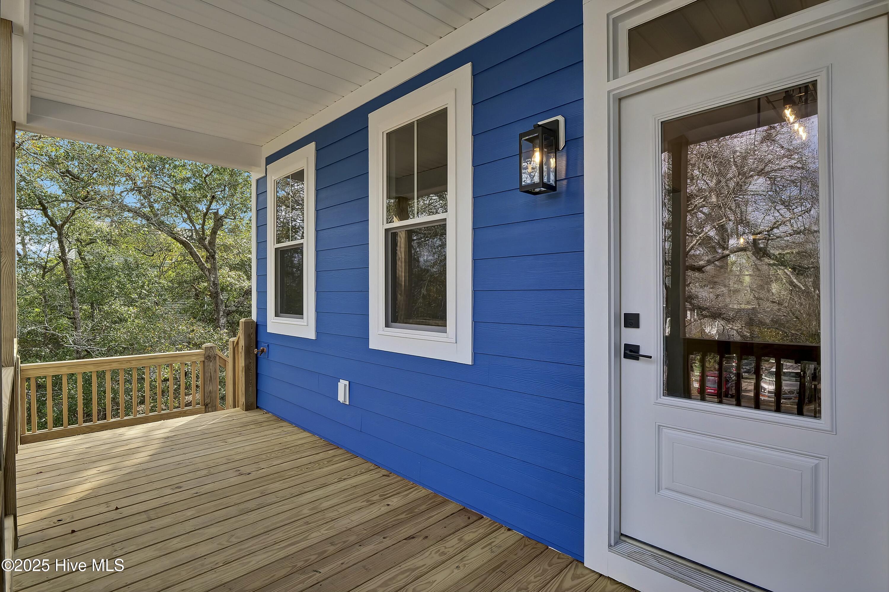 2403 E Yacht Drive Property Photo 6