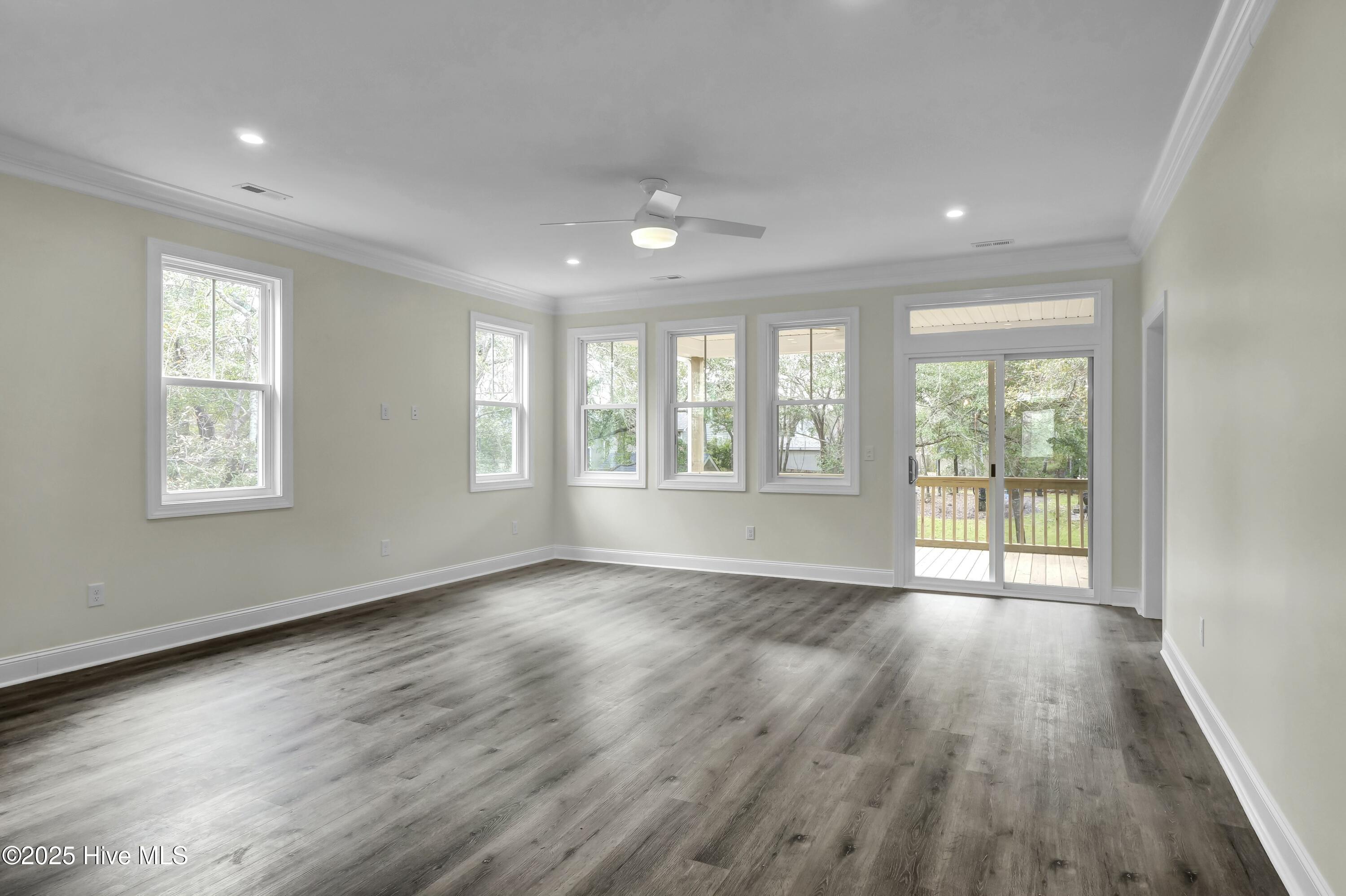 2403 E Yacht Drive Property Photo 14