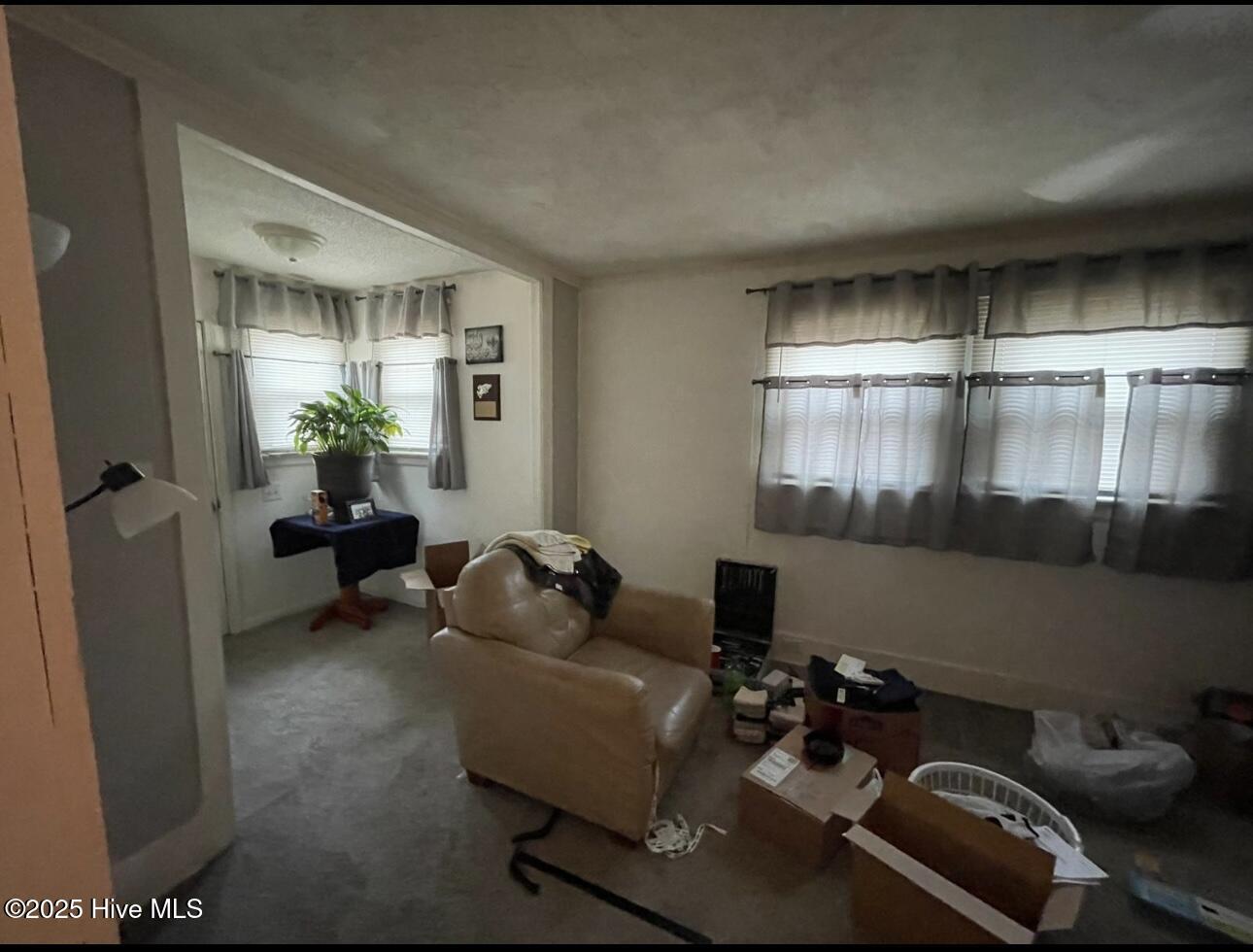 814 Roanoke Avenue Property Photo 7