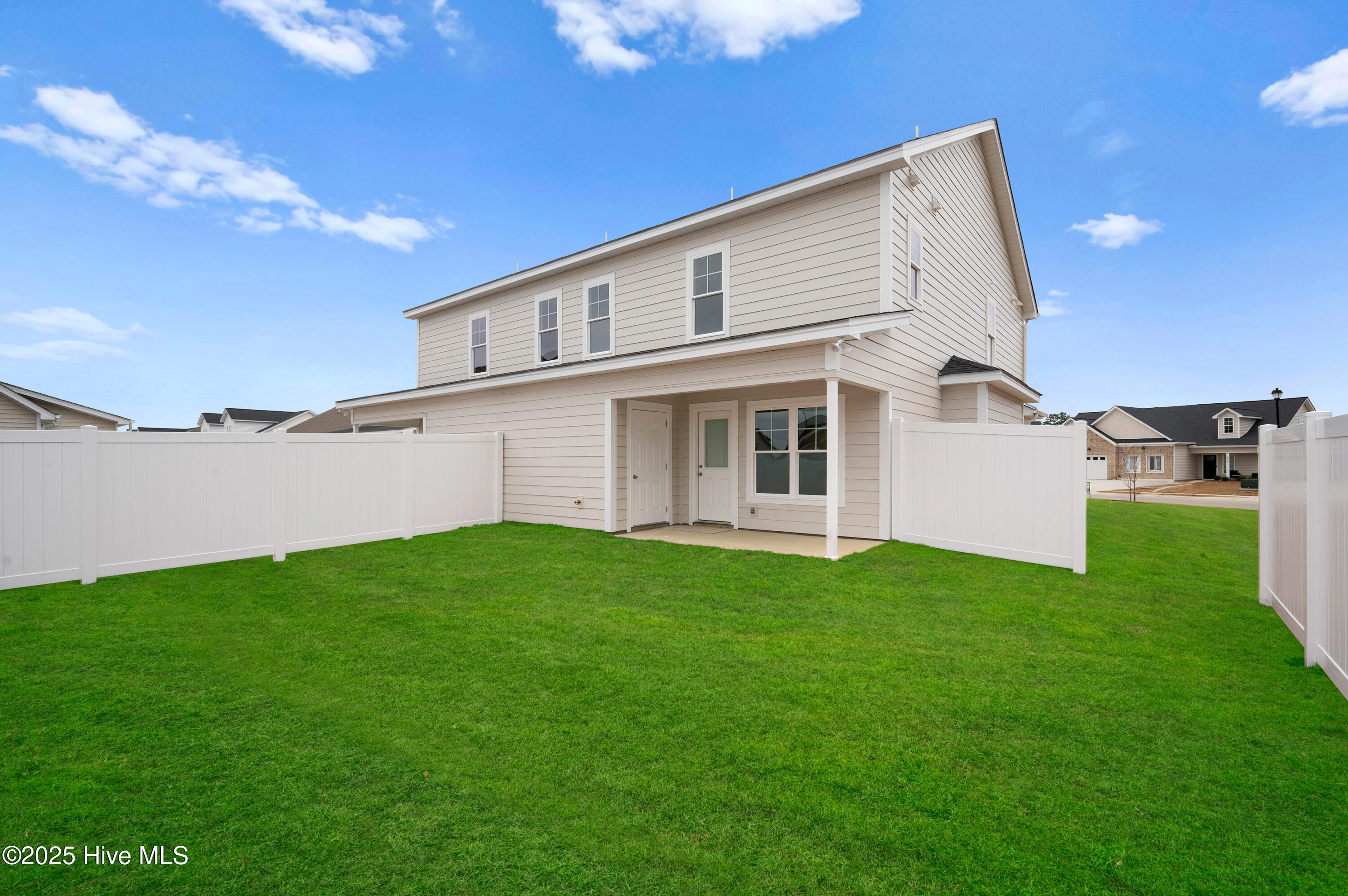 836 Sarah Rebecca Drive A Property Photo 5