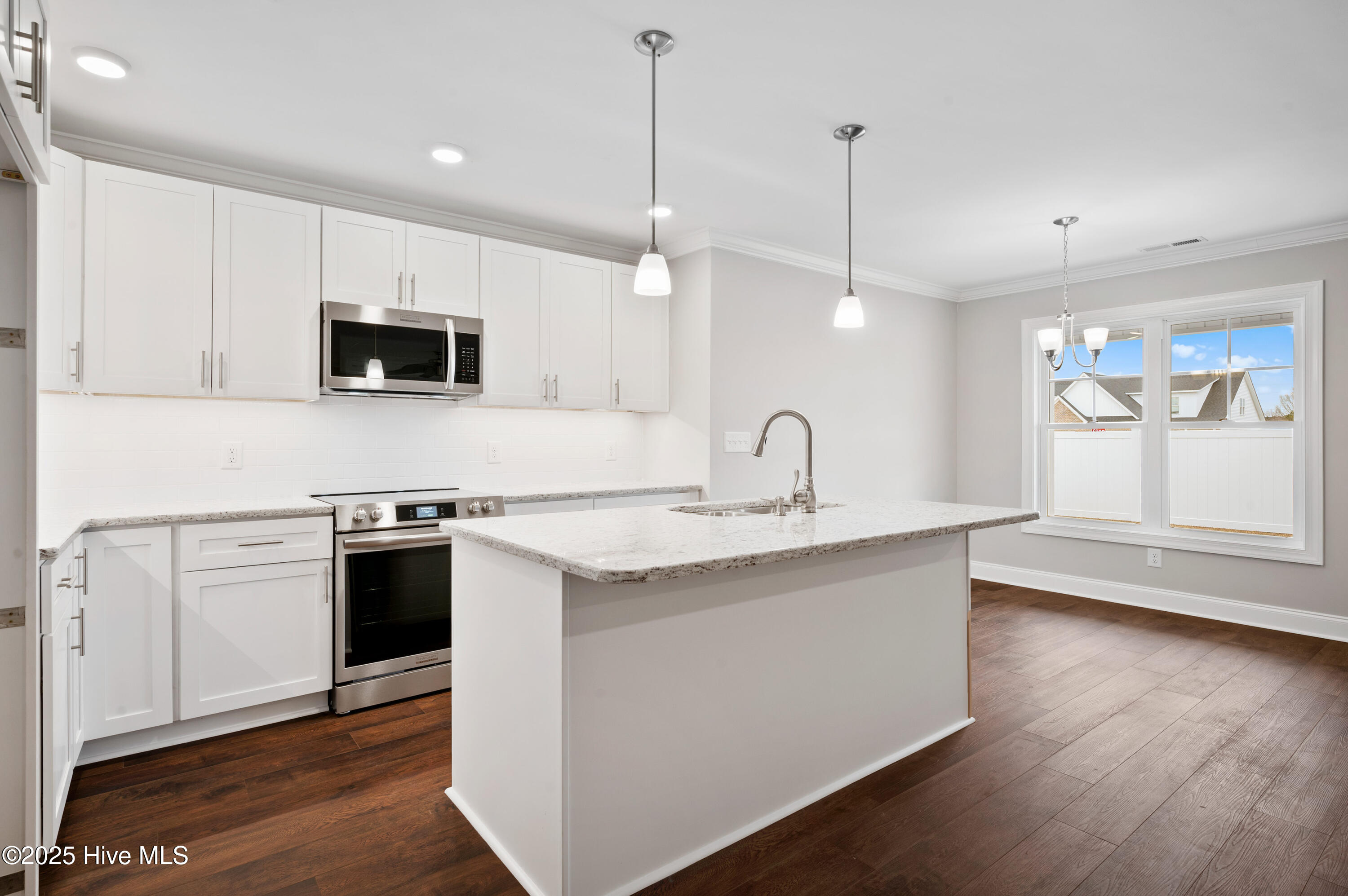 836 Sarah Rebecca Drive A Property Photo 10