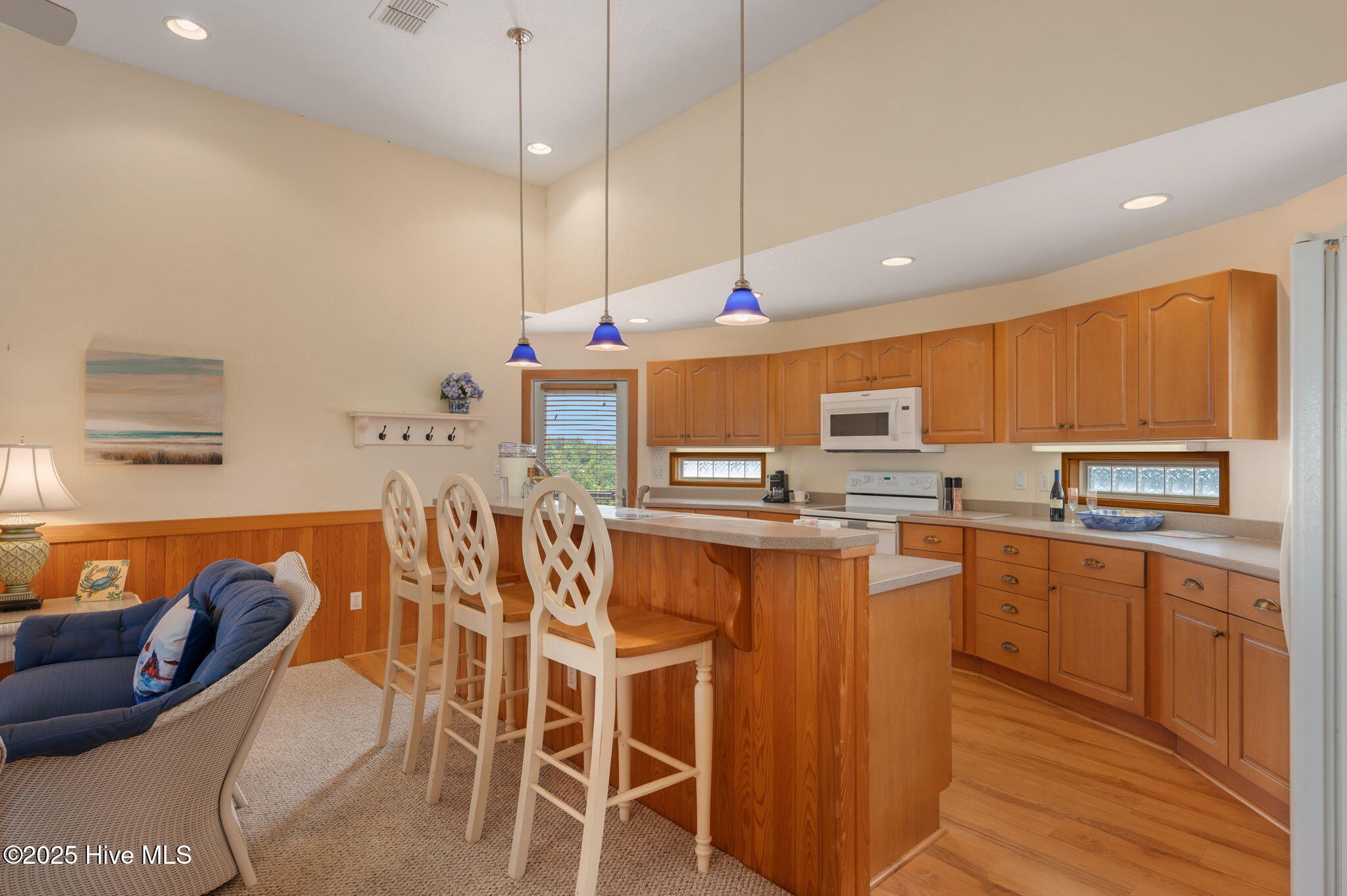 2094 Sandfiddler Road Property Photo 11