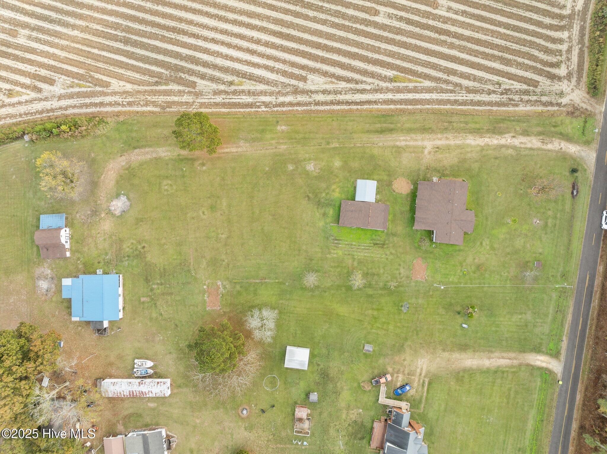 1121 Williams Road Property Photo 5