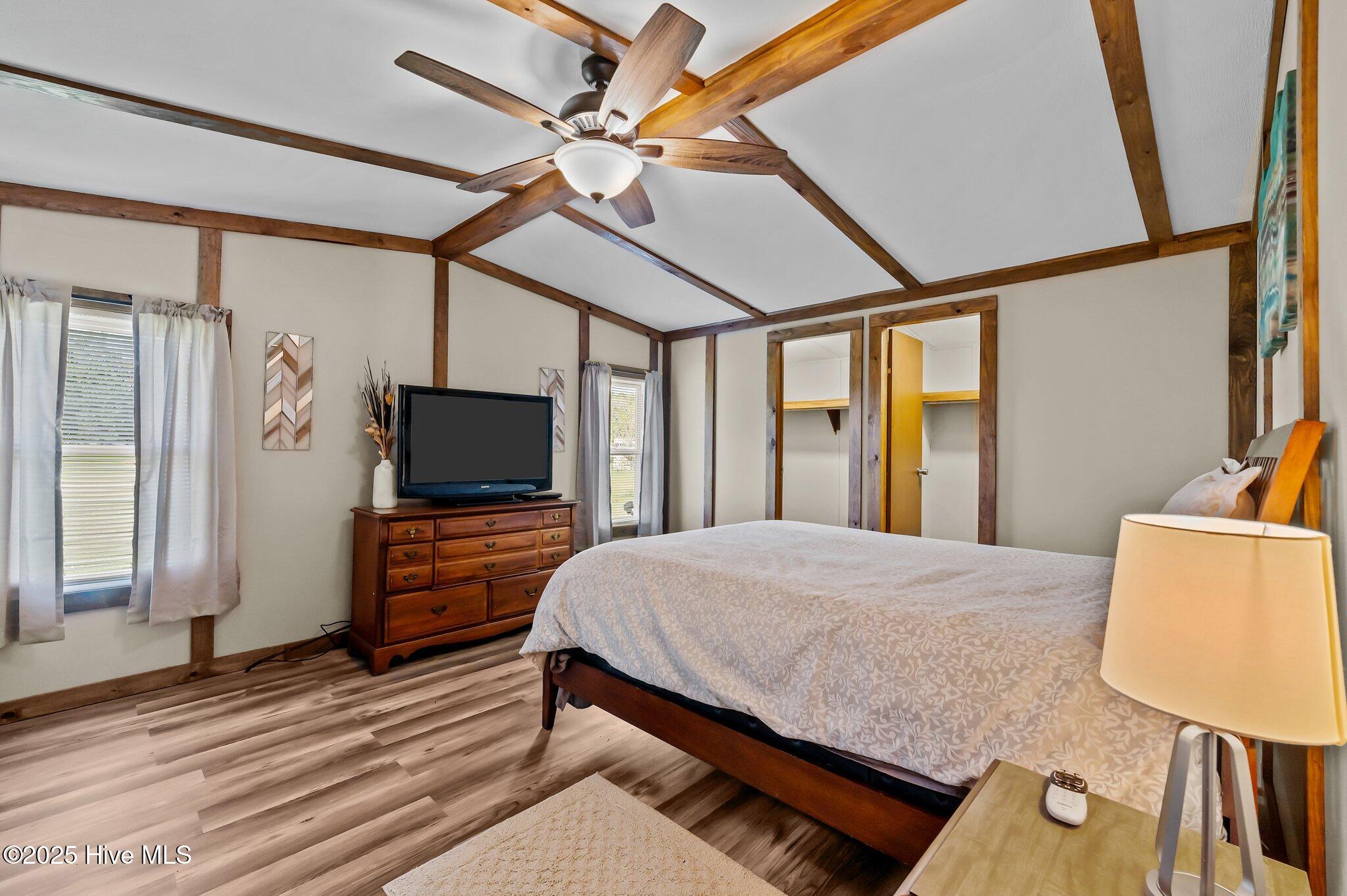 1111 Williams Road Property Photo 14