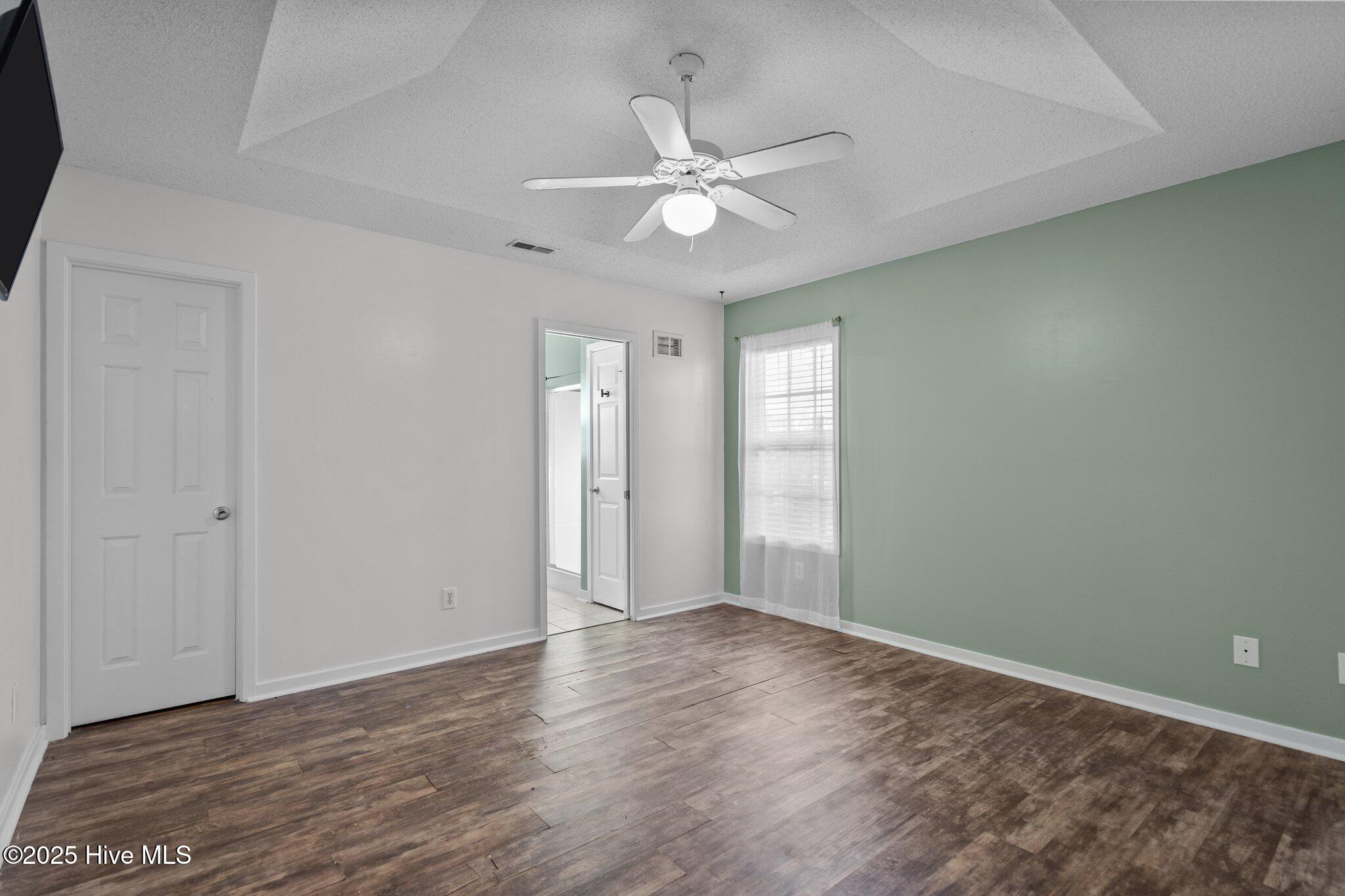 303 Hixon Place Property Photo 23