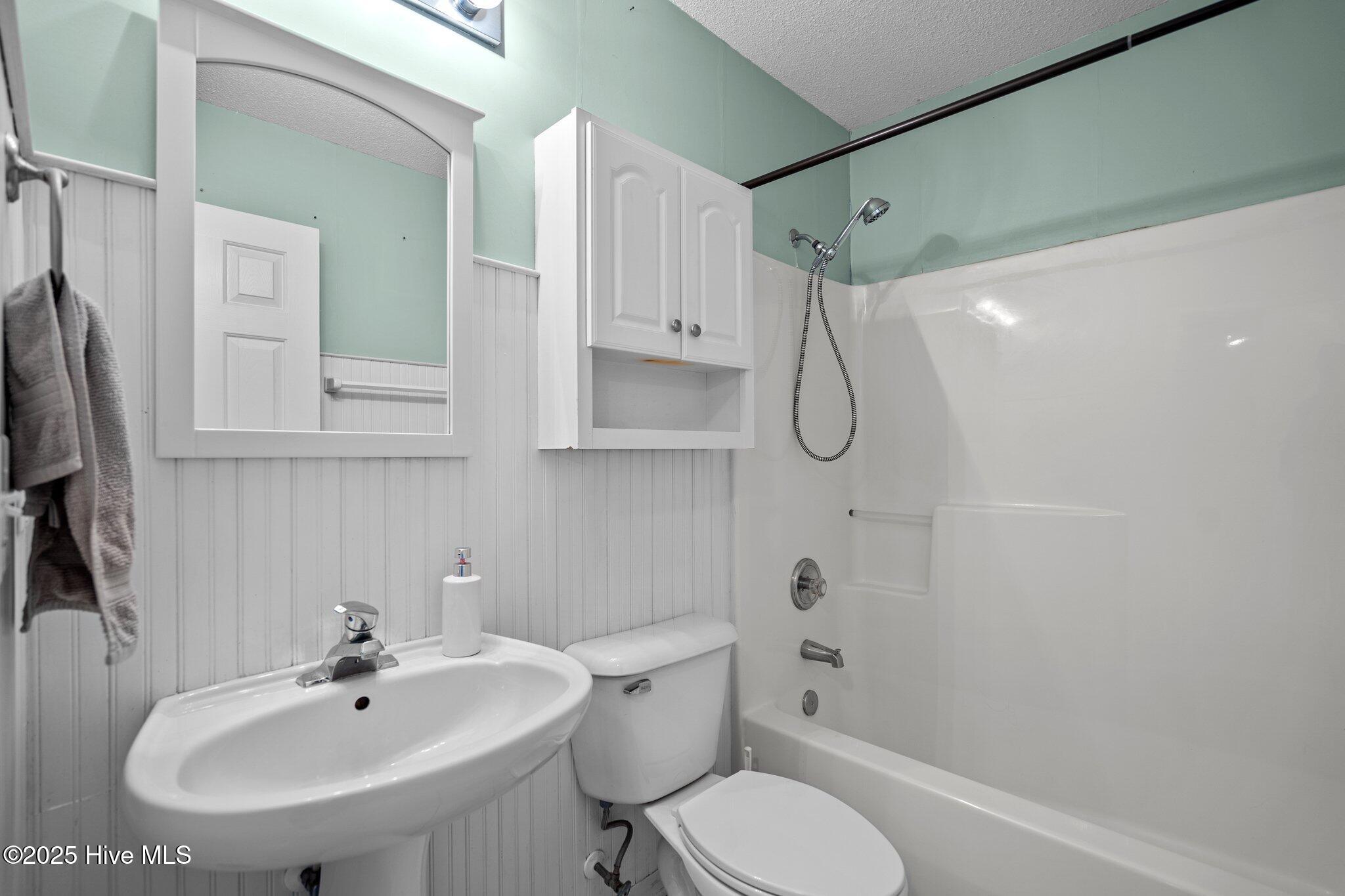 303 Hixon Place Property Photo 27