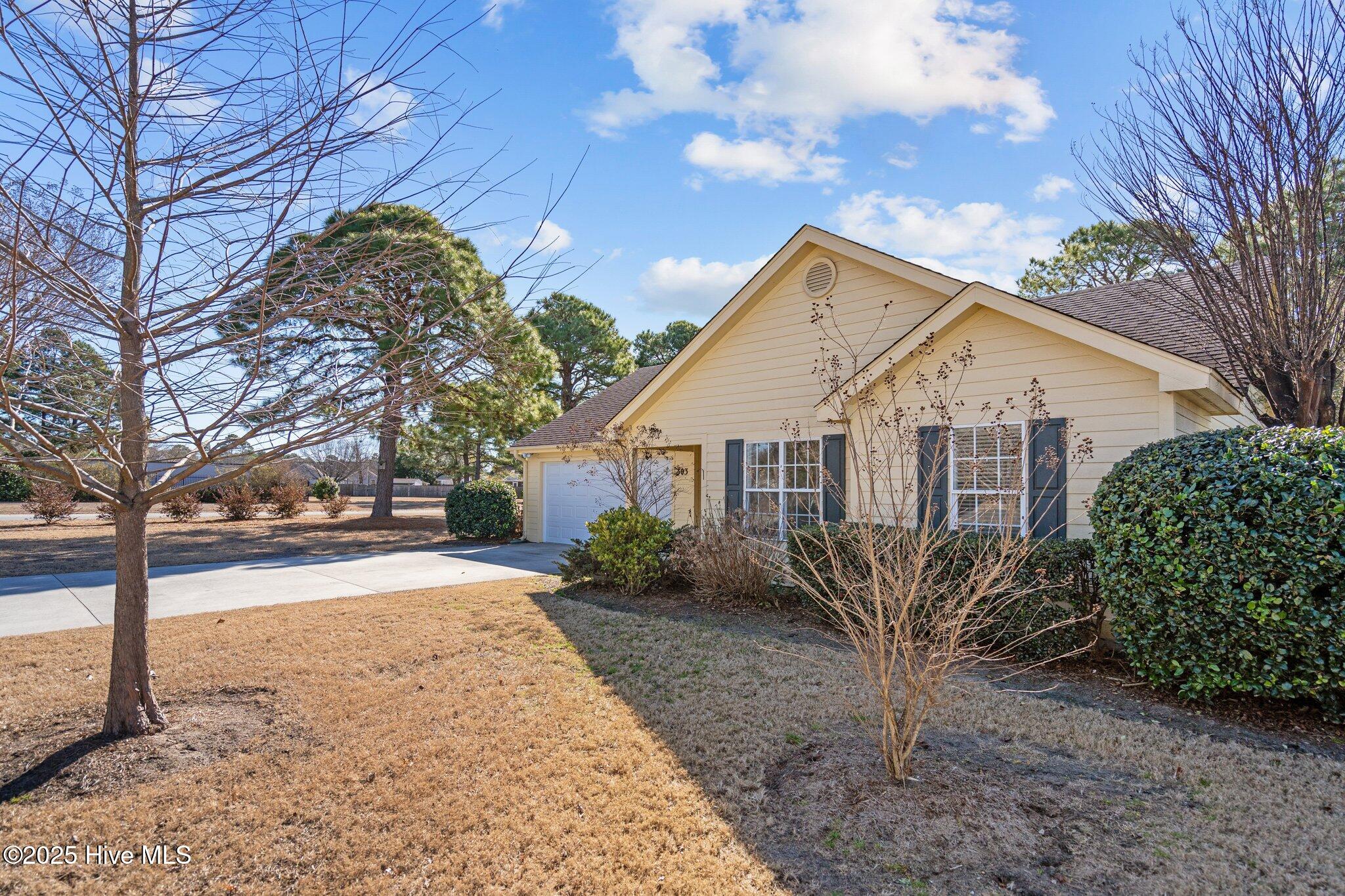 303 Hixon Place Property Photo 45