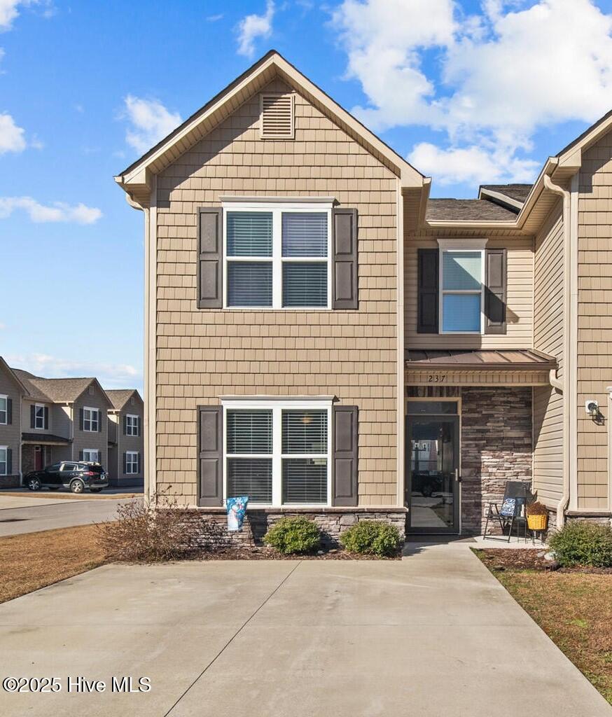237 Boyington Place Road Property Photo