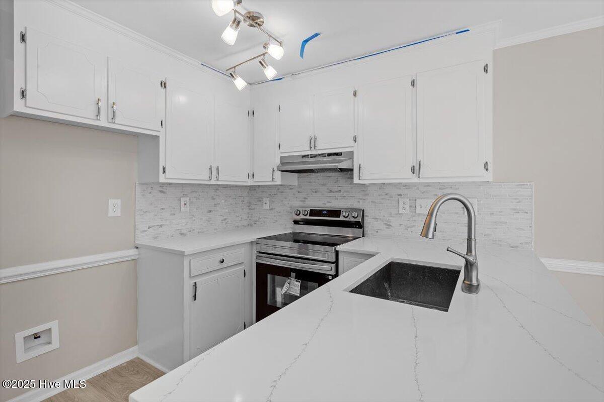 3900 Sterling Pointe Drive Aa-4 Property Photo 13