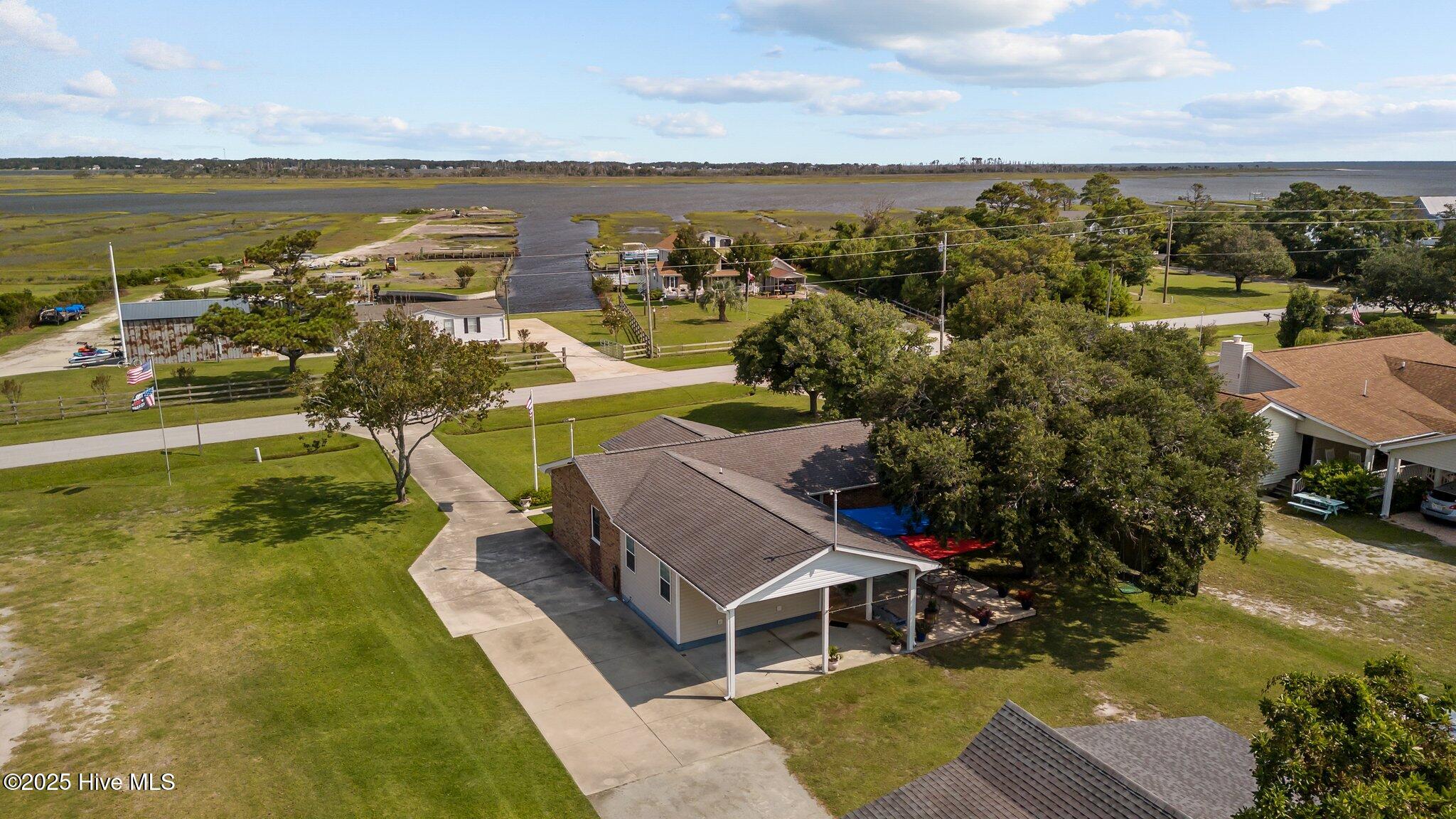 428 Bayview Drive Property Photo