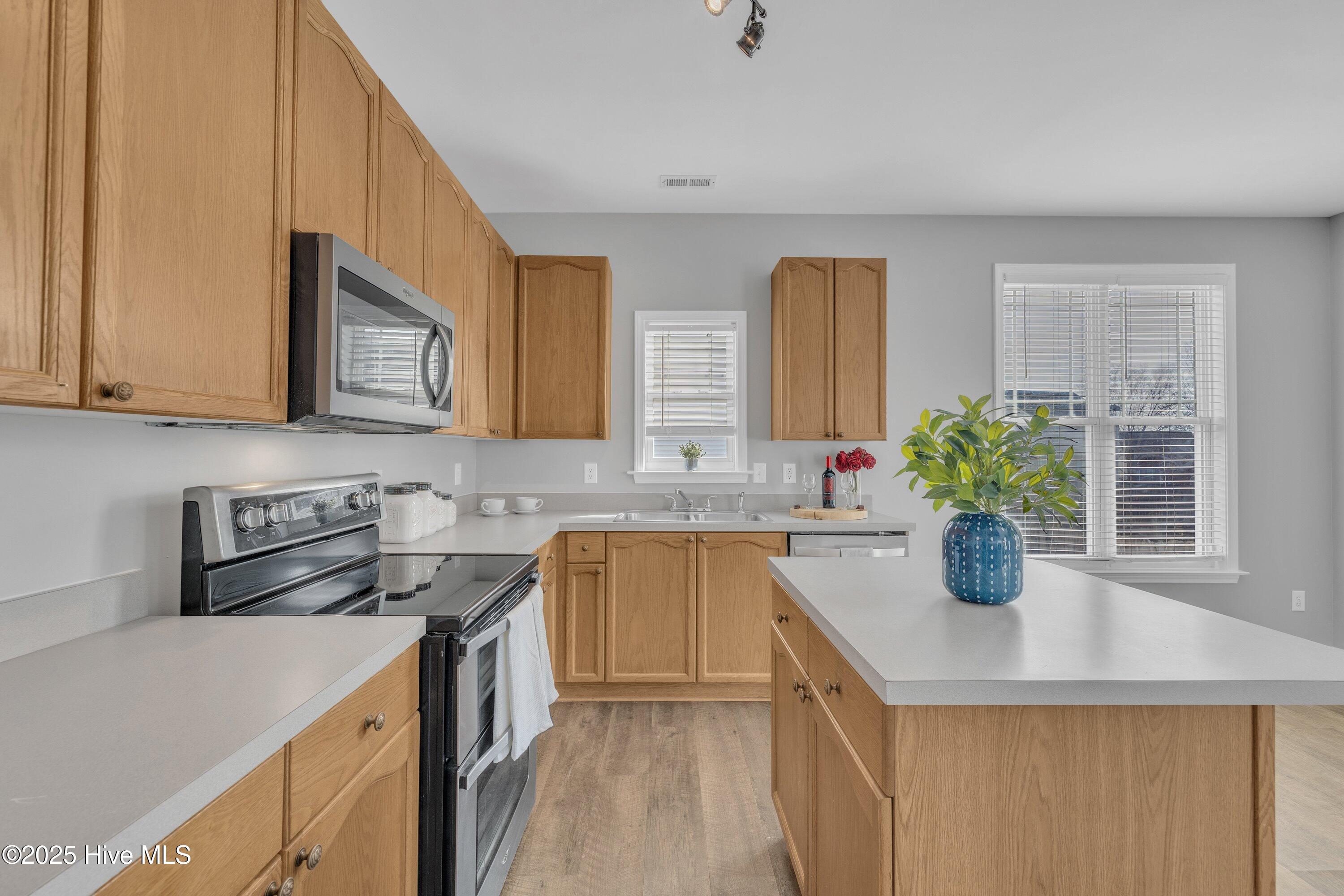 101 Haywood Lane Property Photo 17