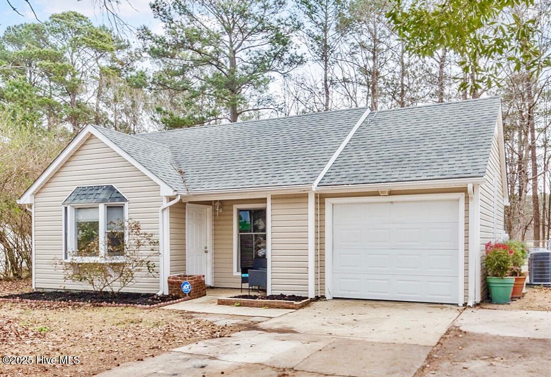111 Tiffany Place Property Photo