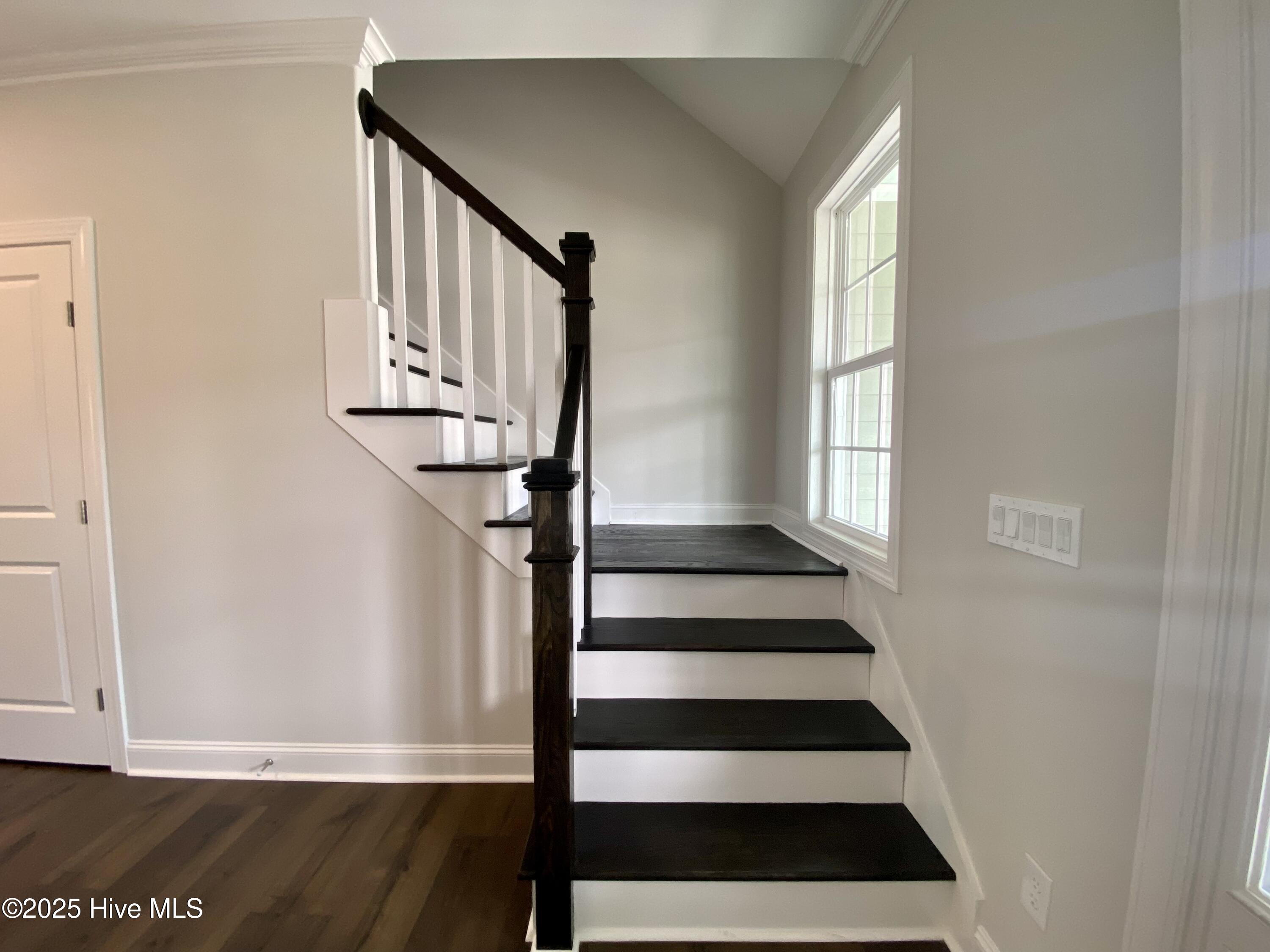 3381 Island Lakes Drive Property Photo 2