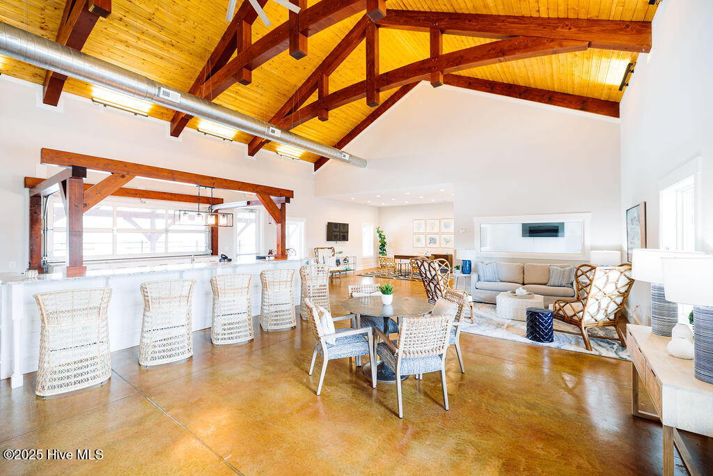 3381 Island Lakes Drive Property Photo 13