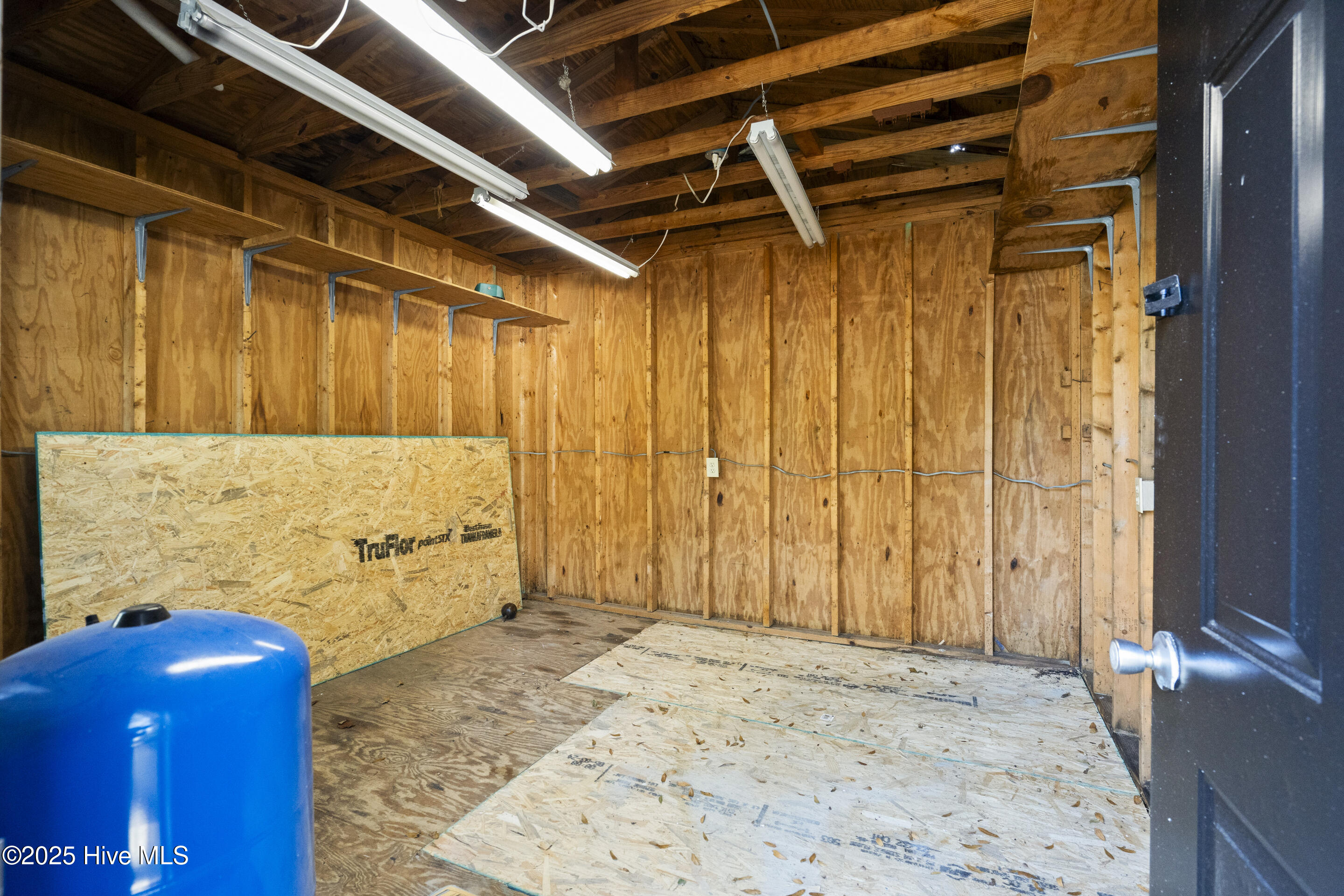 2034 Shirley Road Property Photo 36