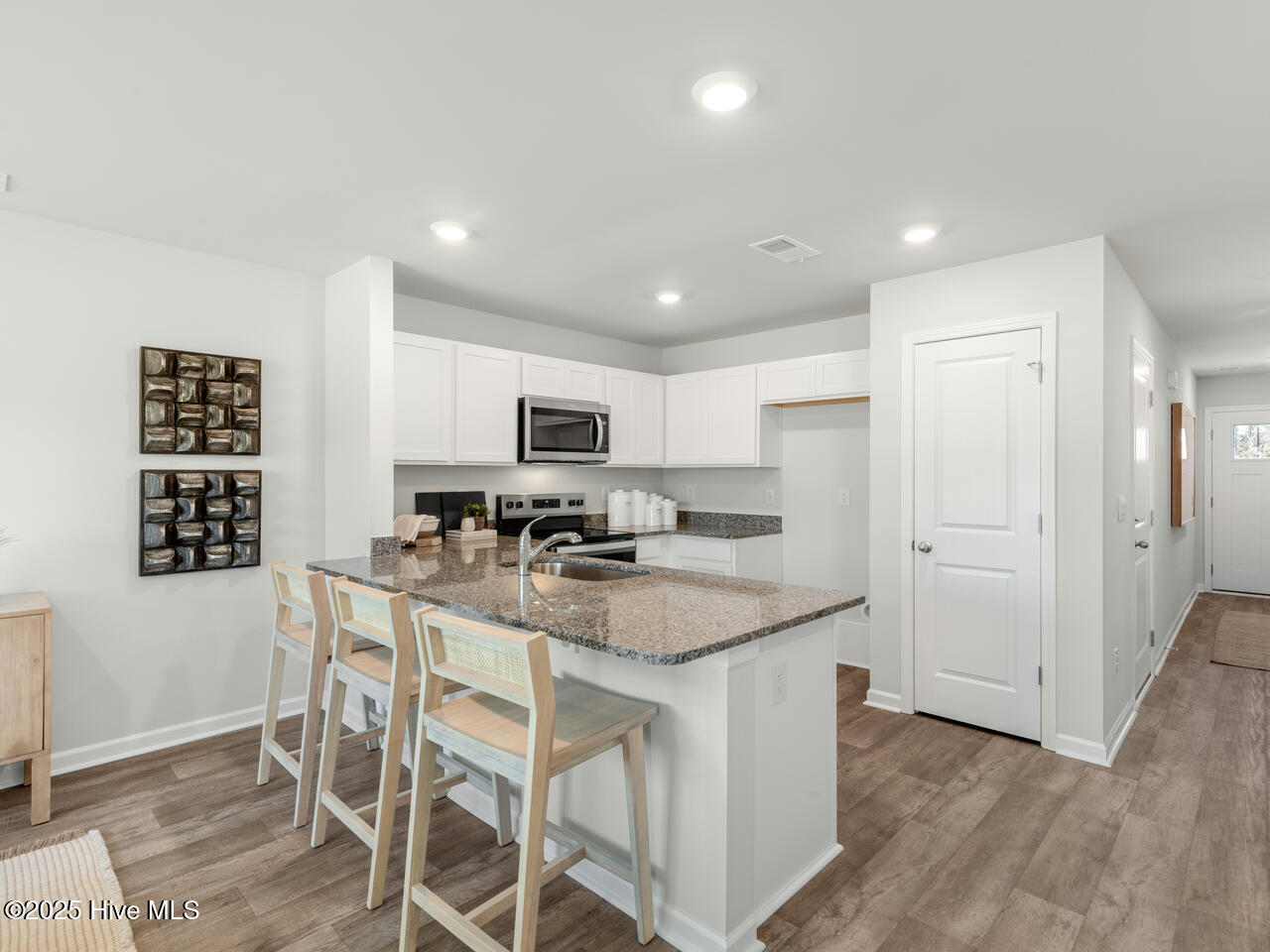 120 N Grassland Road Th 15 Property Photo 8