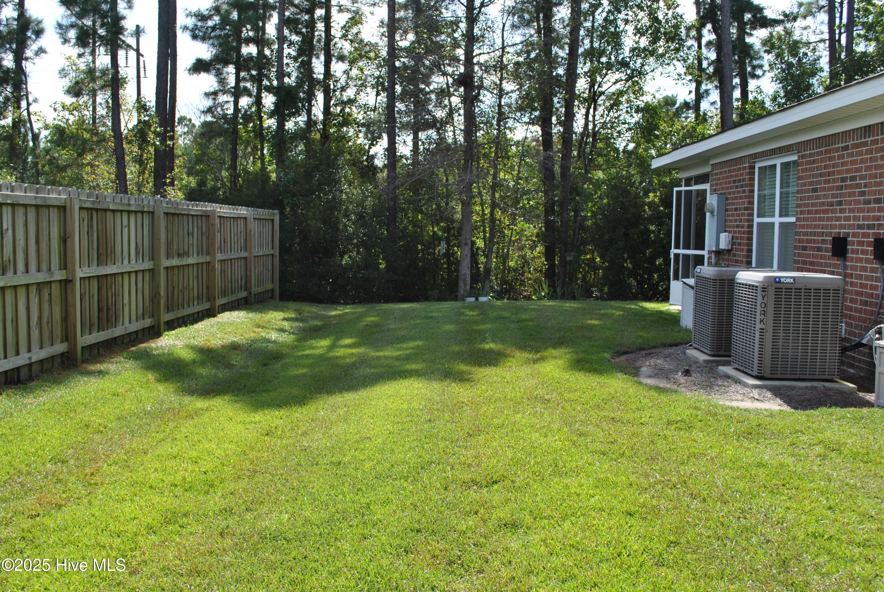 1091 Bridgeport Way Property Photo 25