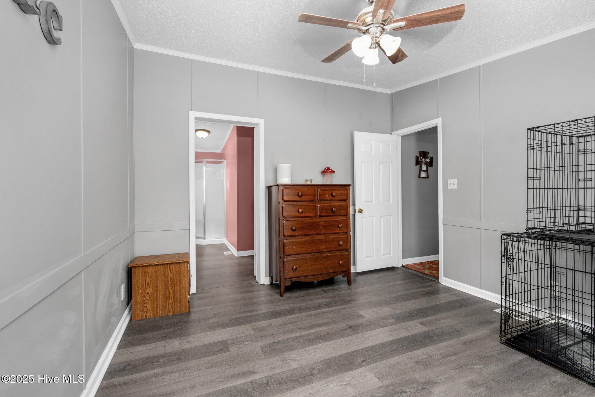 4923 Highpoint Drive Property Photo 15
