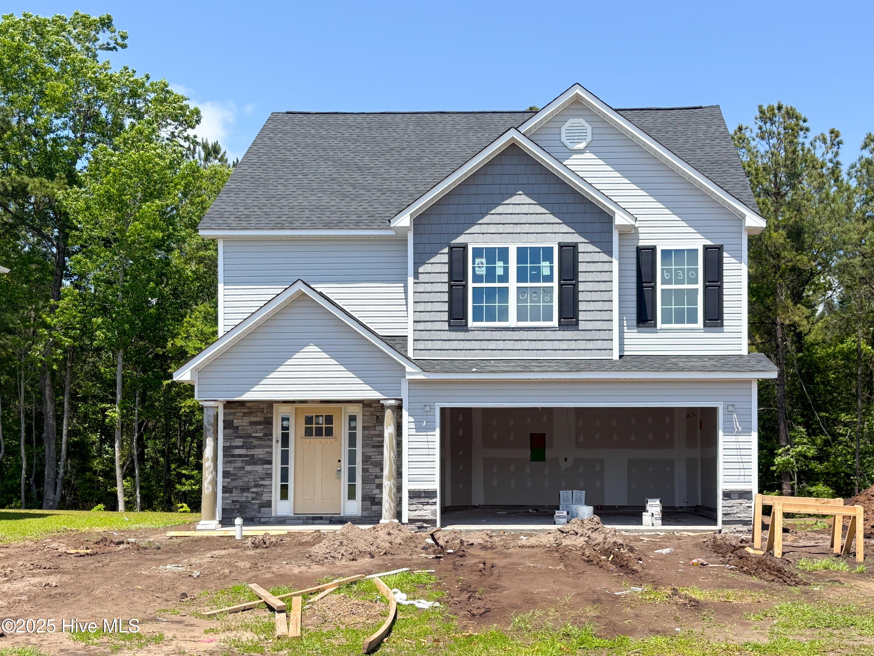 515 Pebble Shore Drive Property Photo 1