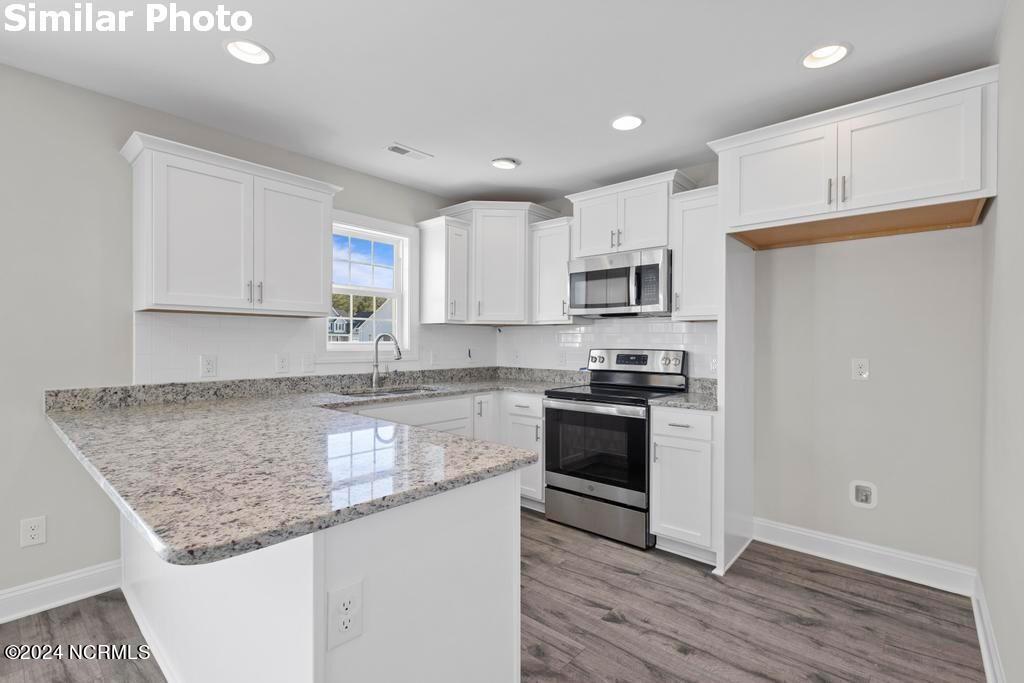 515 Pebble Shore Drive Property Photo 8