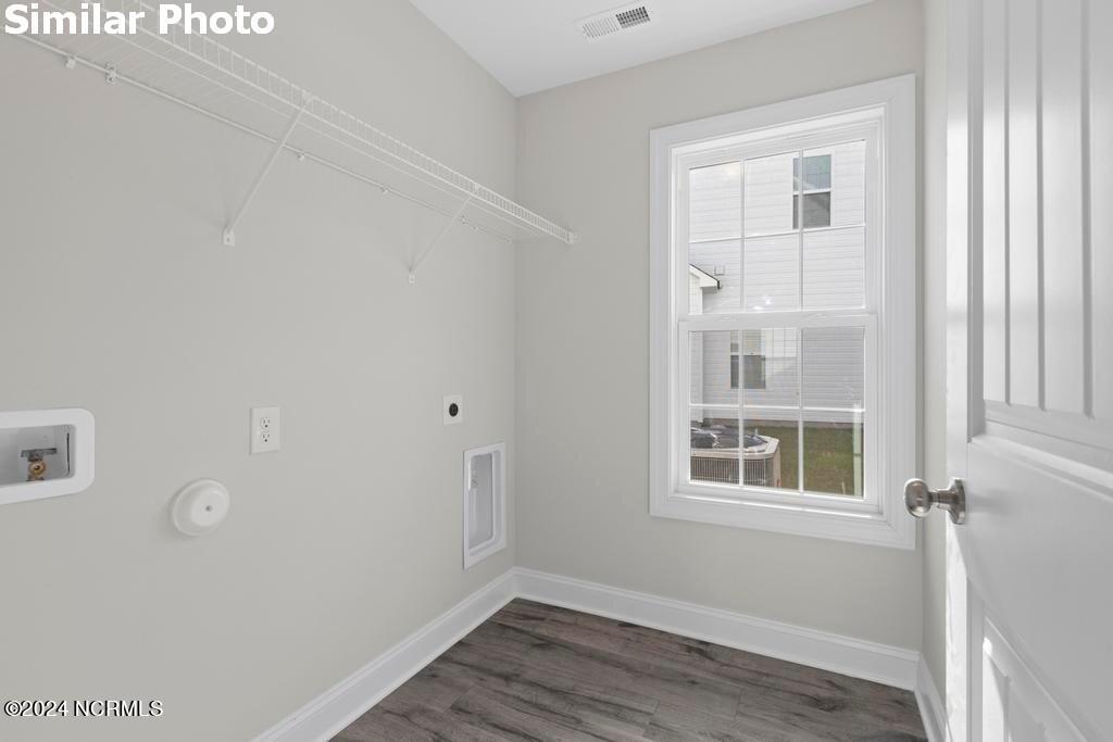515 Pebble Shore Drive Property Photo 9