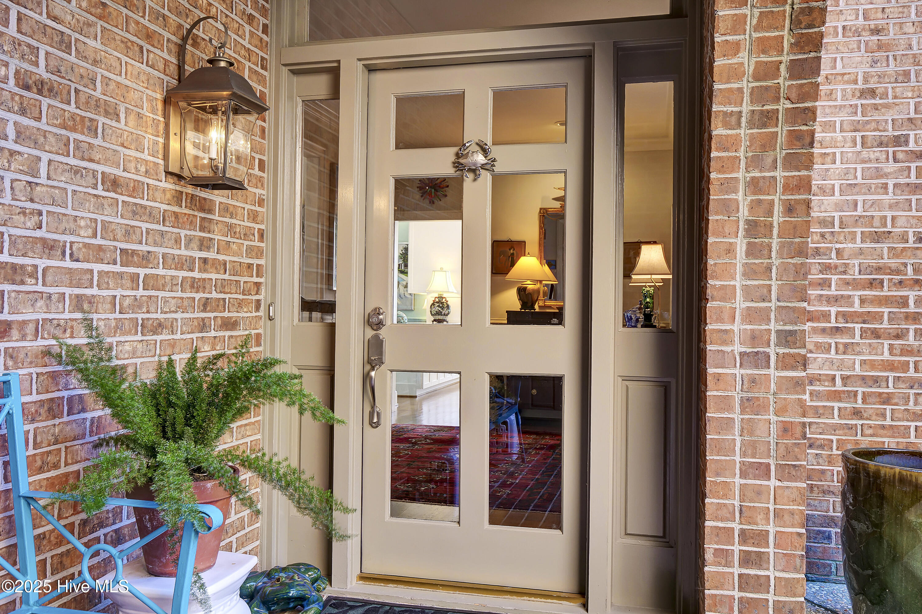 1705 Signature Place Property Photo 4