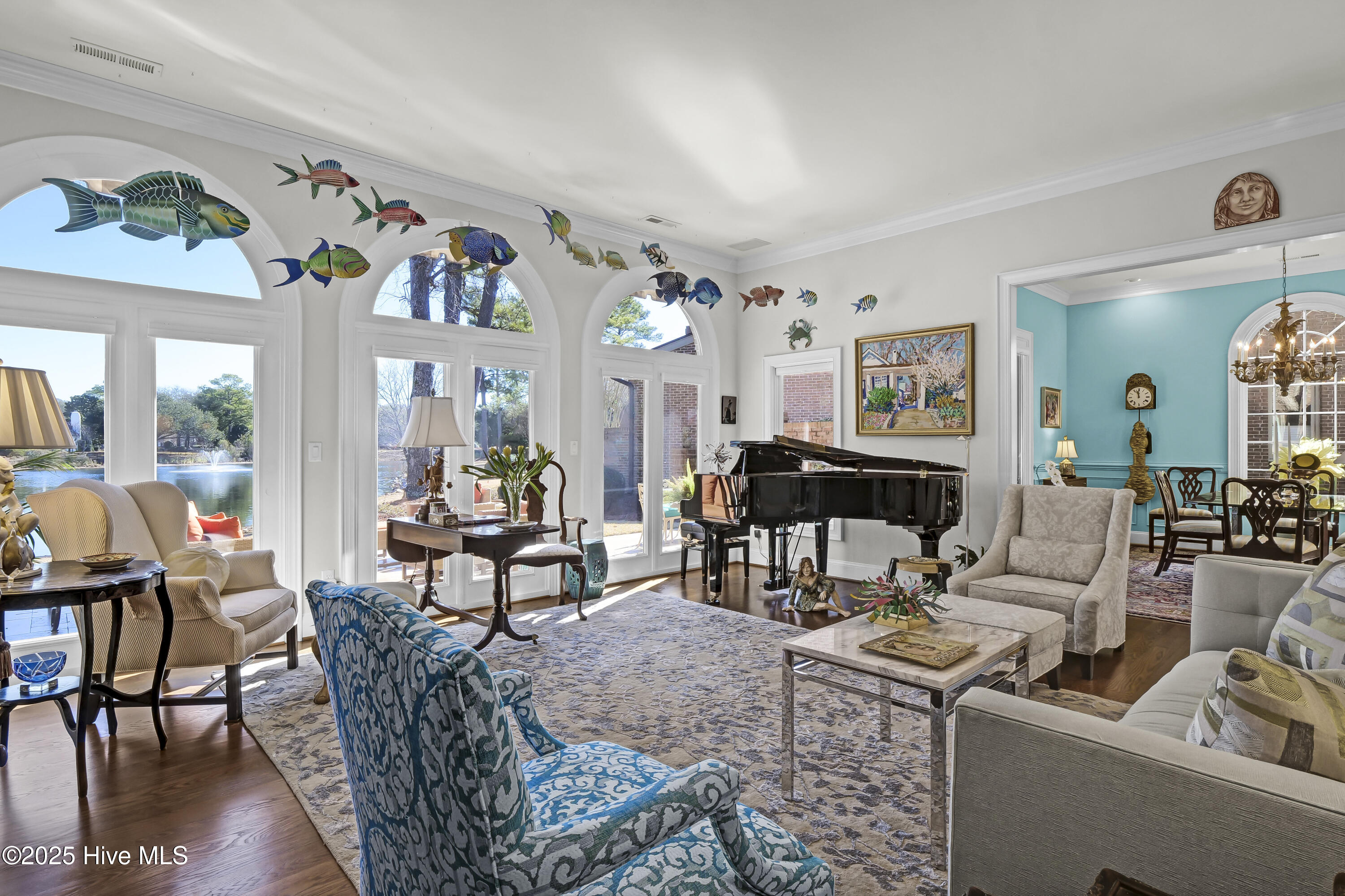 1705 Signature Place Property Photo 11