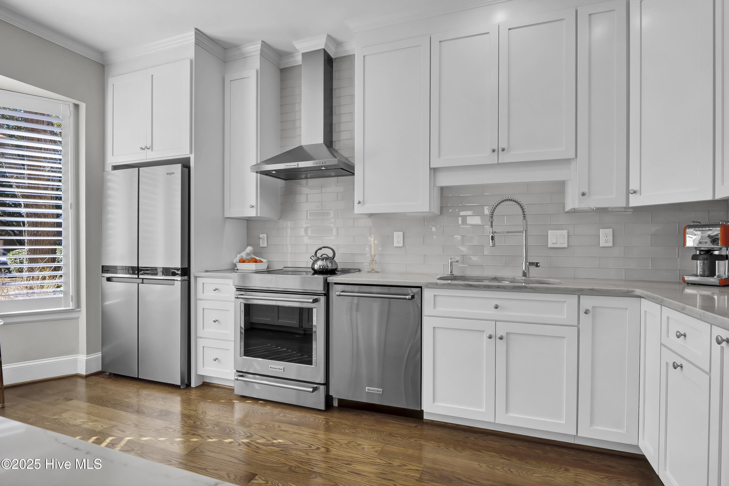 1705 Signature Place Property Photo 24