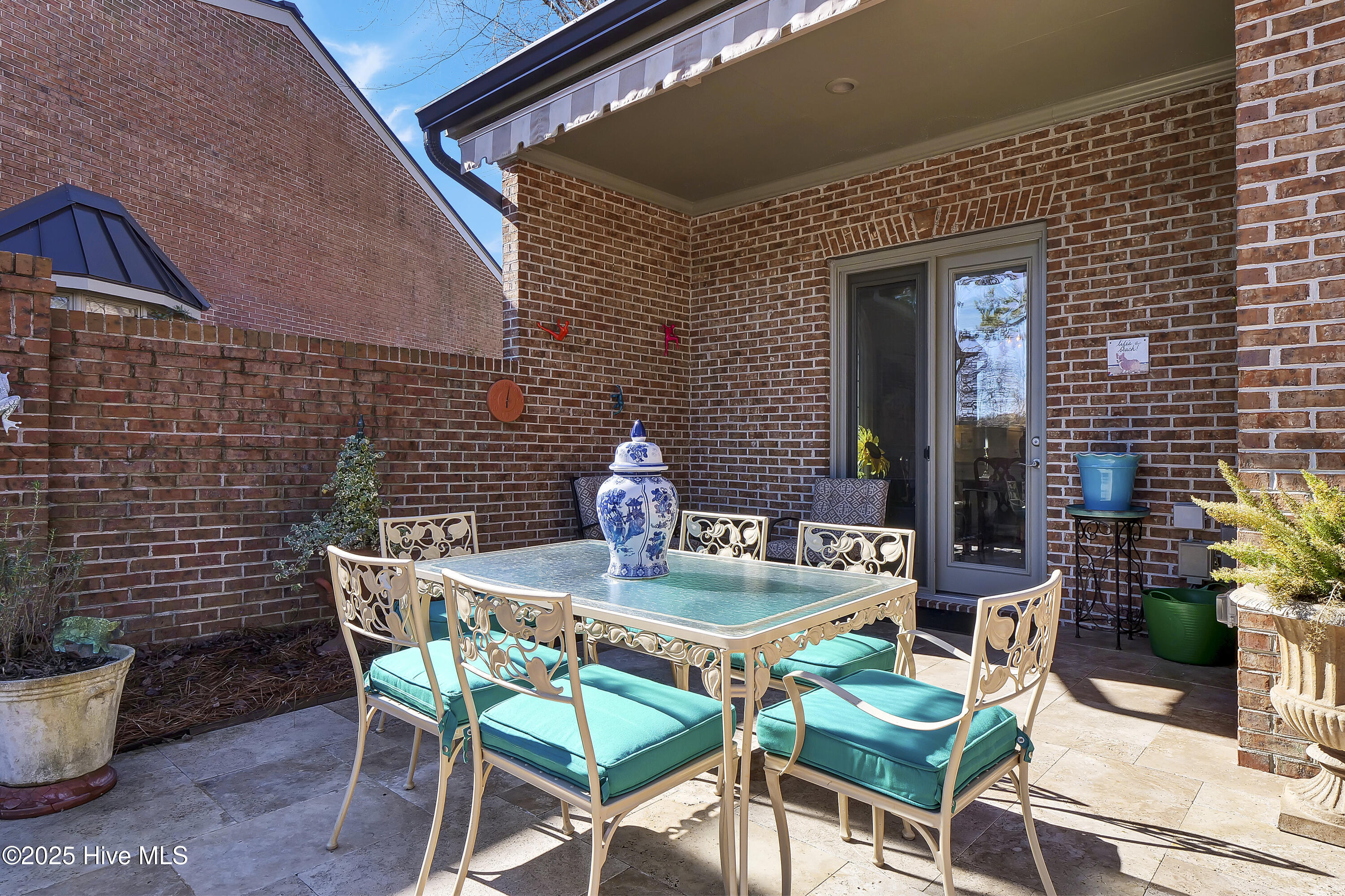 1705 Signature Place Property Photo 46