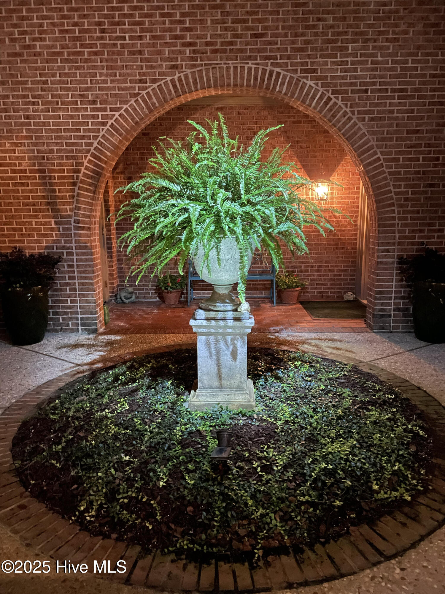 1705 Signature Place Property Photo 54