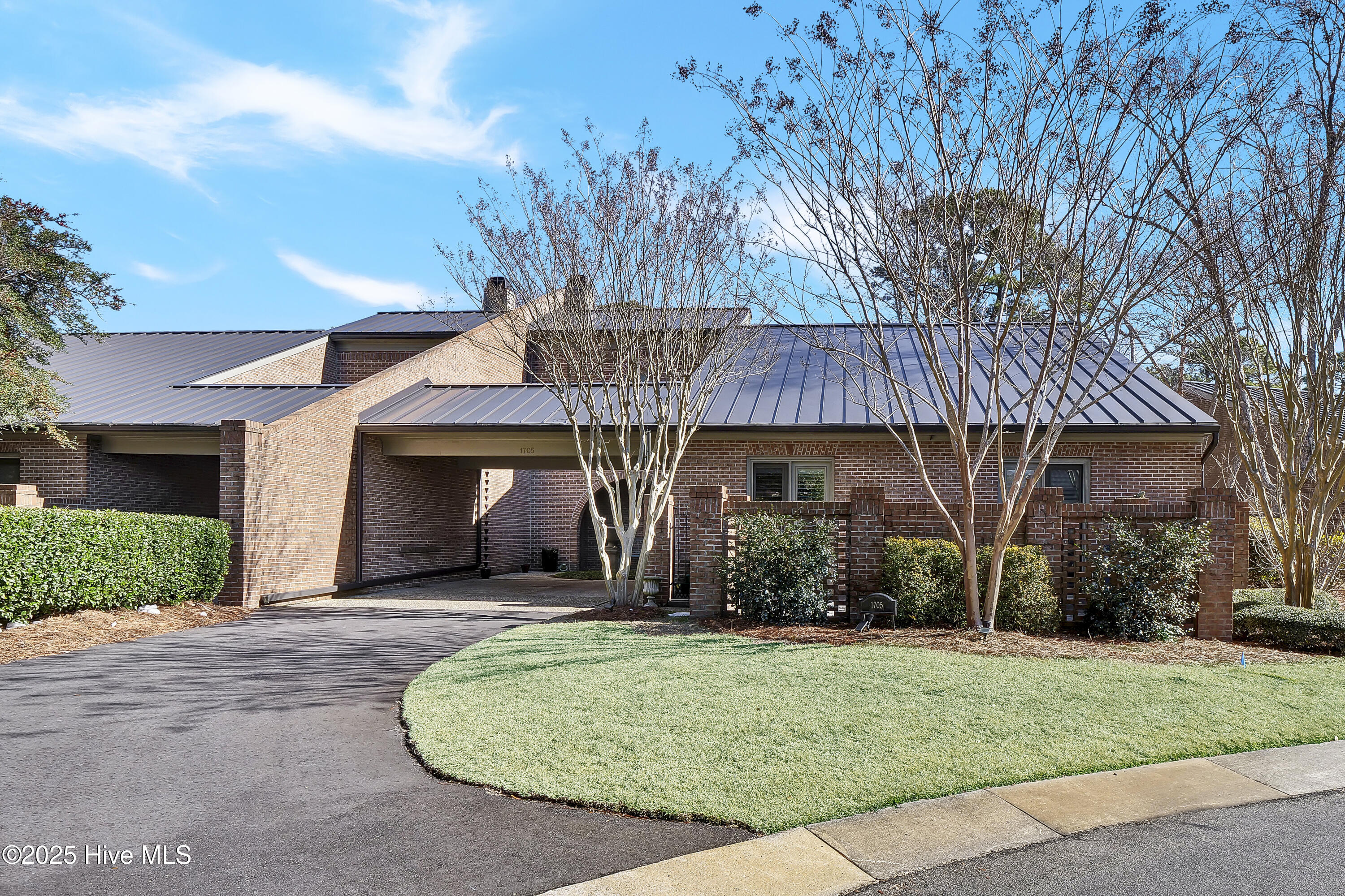 1705 Signature Place Property Photo 68
