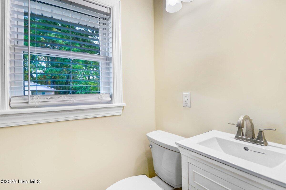 679 Nc Highway 222 Property Photo 27