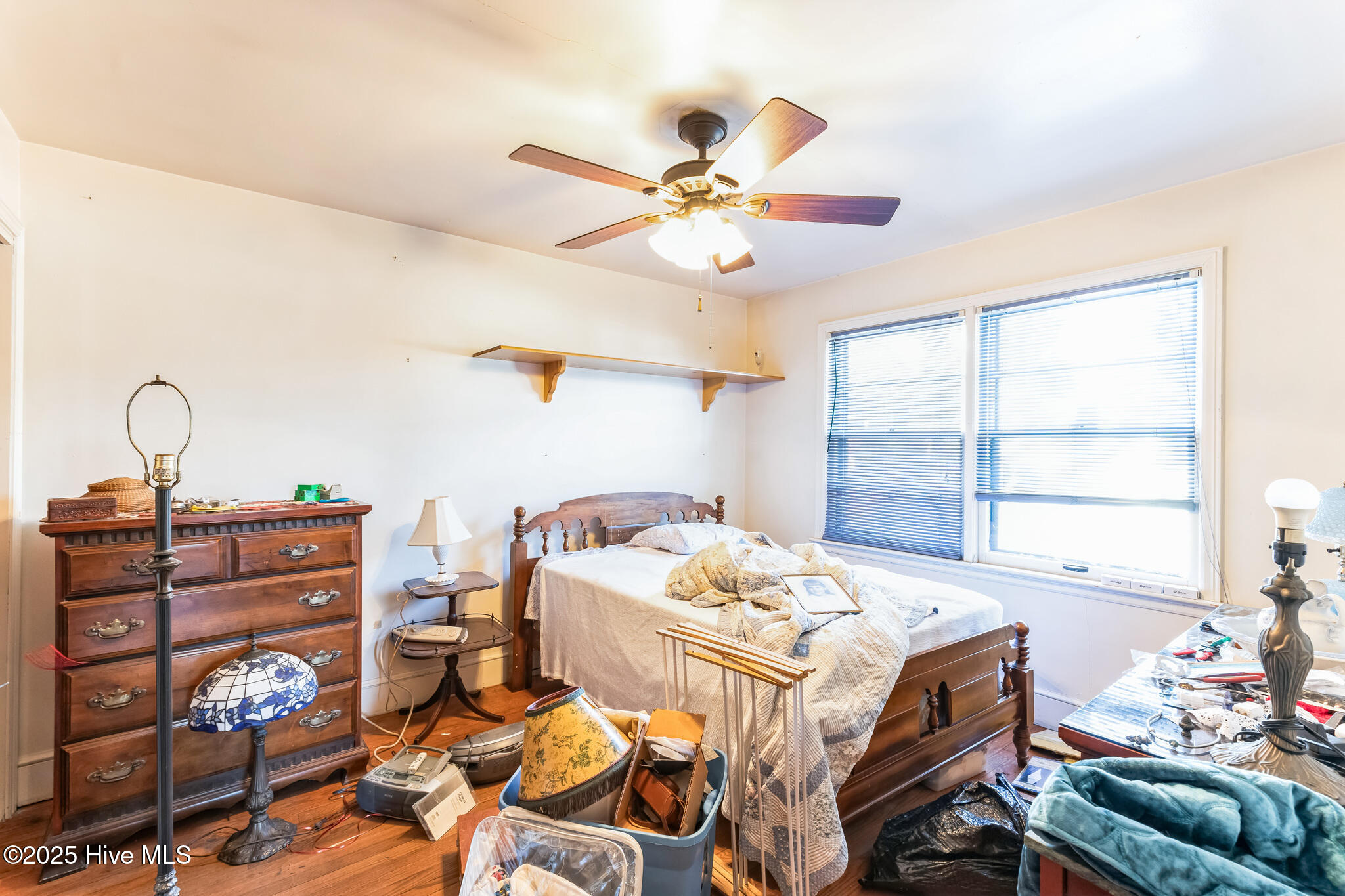 2502 N Barker Street Property Photo 14
