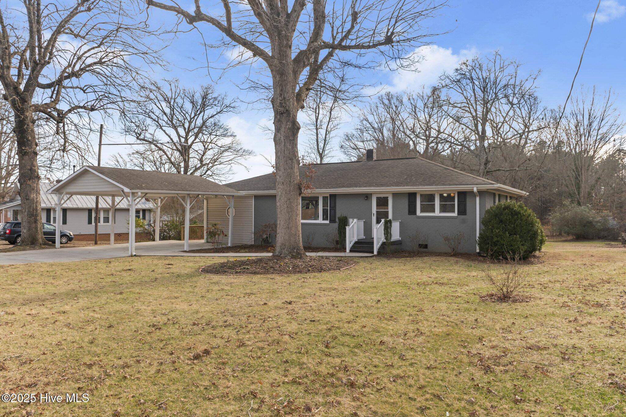 517 Triangle Road Property Photo 3