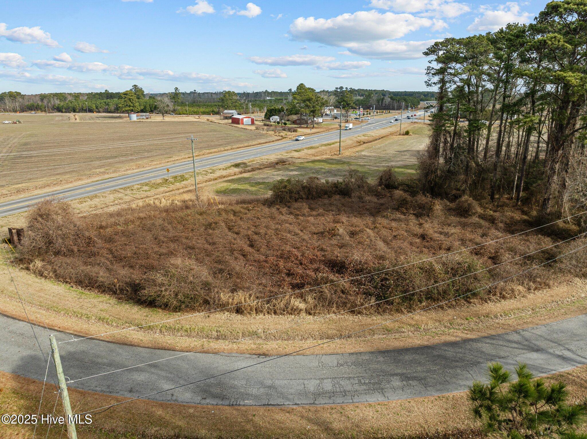 1,2 Idlewild Drive Property Photo 4
