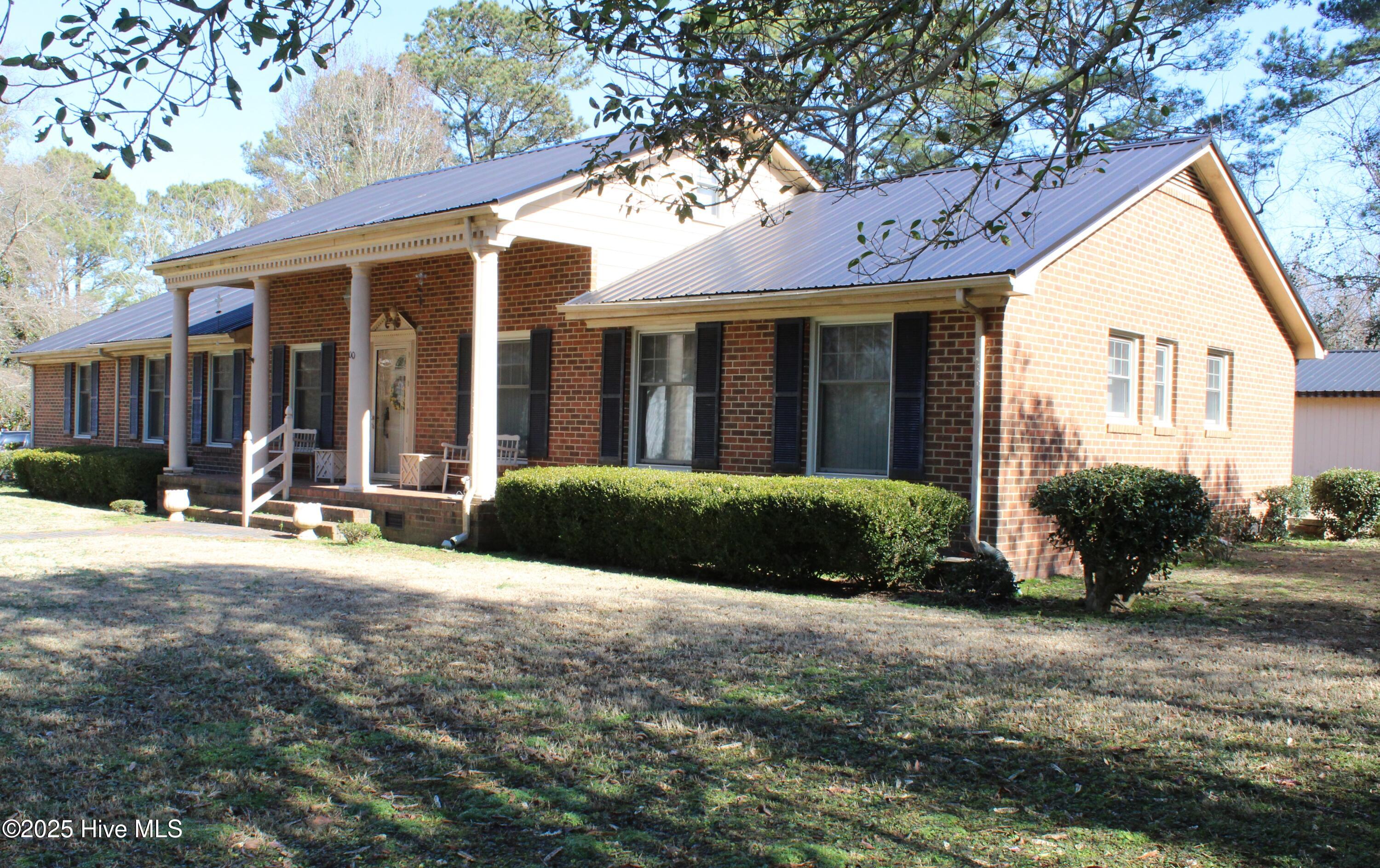 100 Taylor Street Property Photo 7