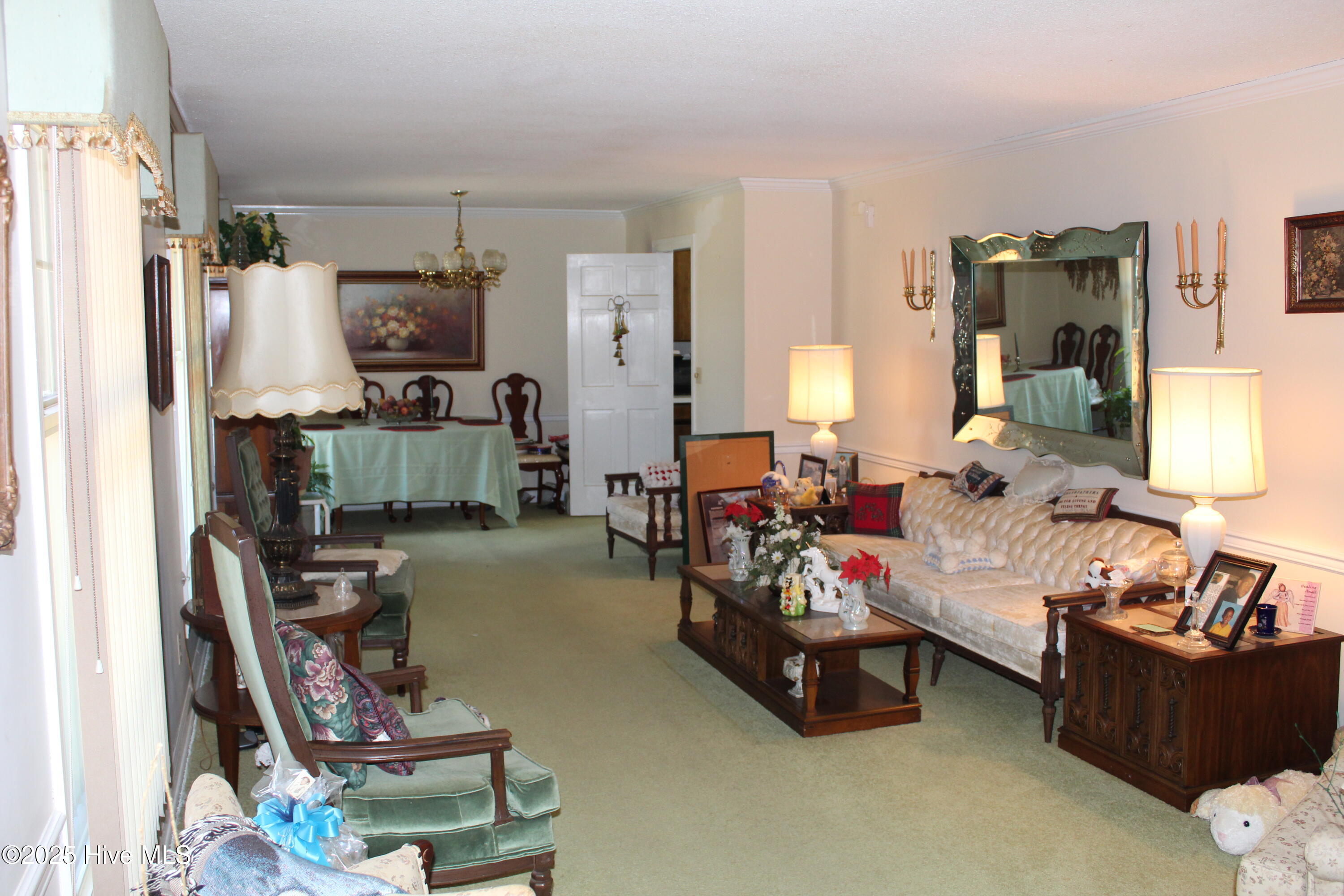 100 Taylor Street Property Photo 13