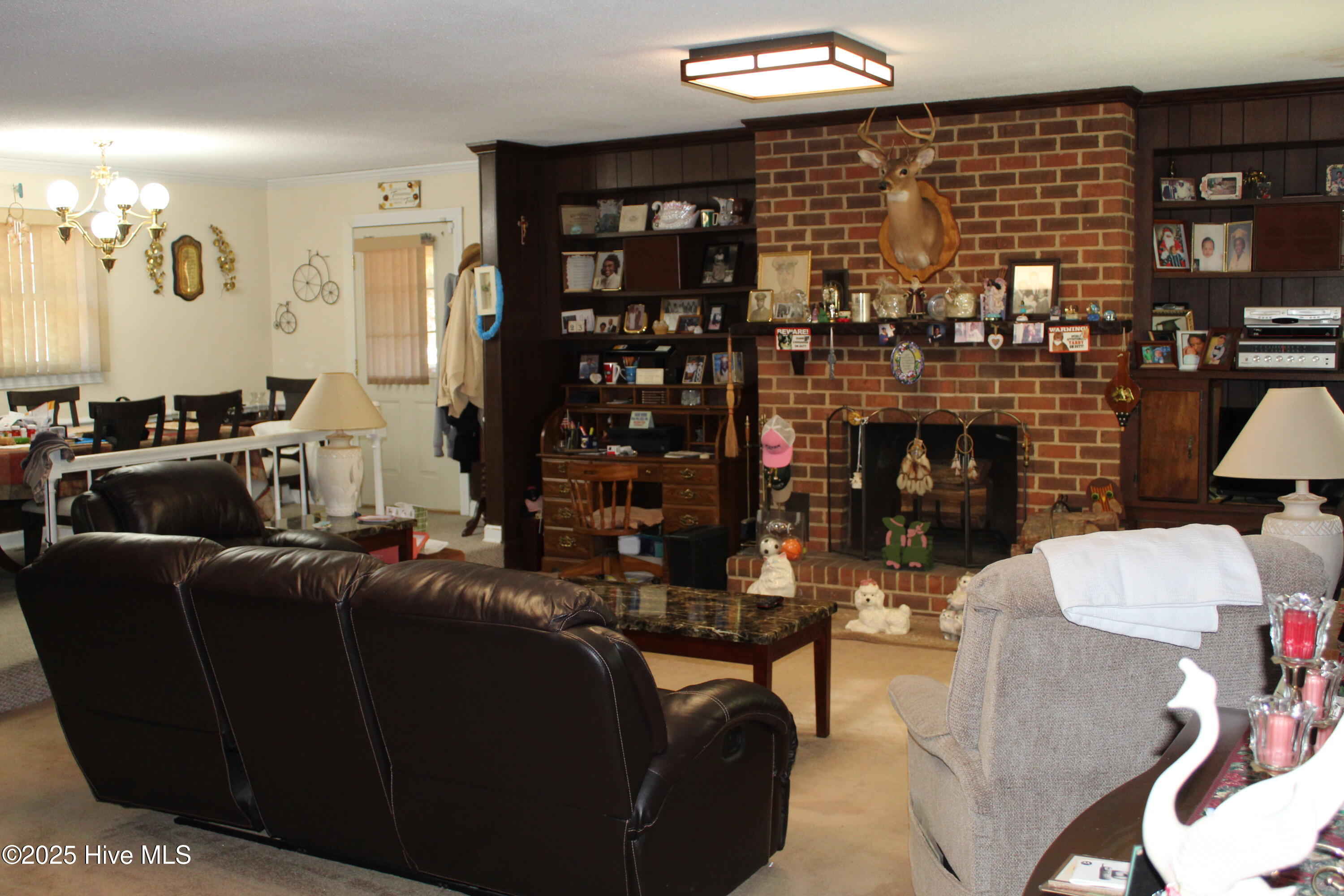 100 Taylor Street Property Photo 16