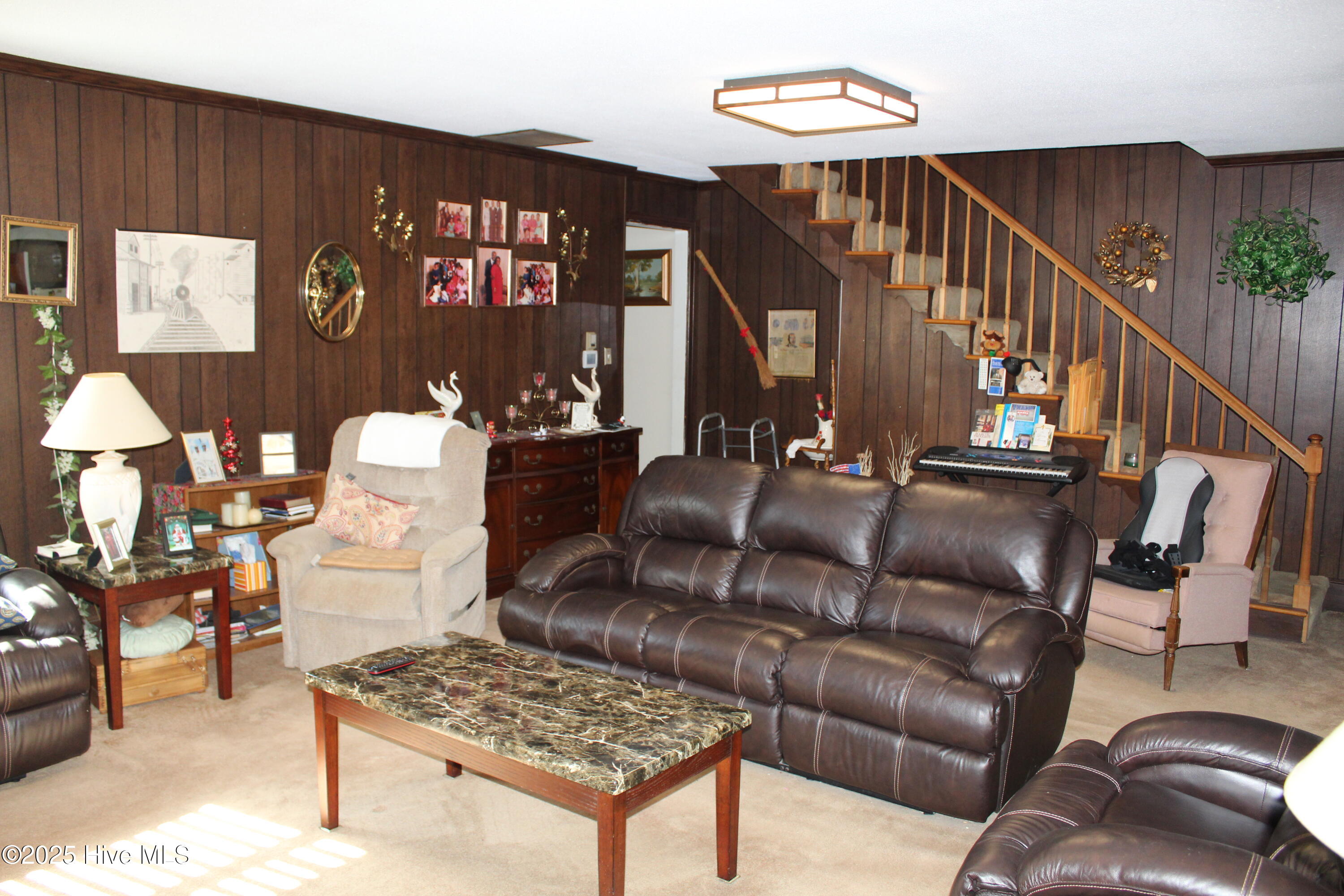 100 Taylor Street Property Photo 17