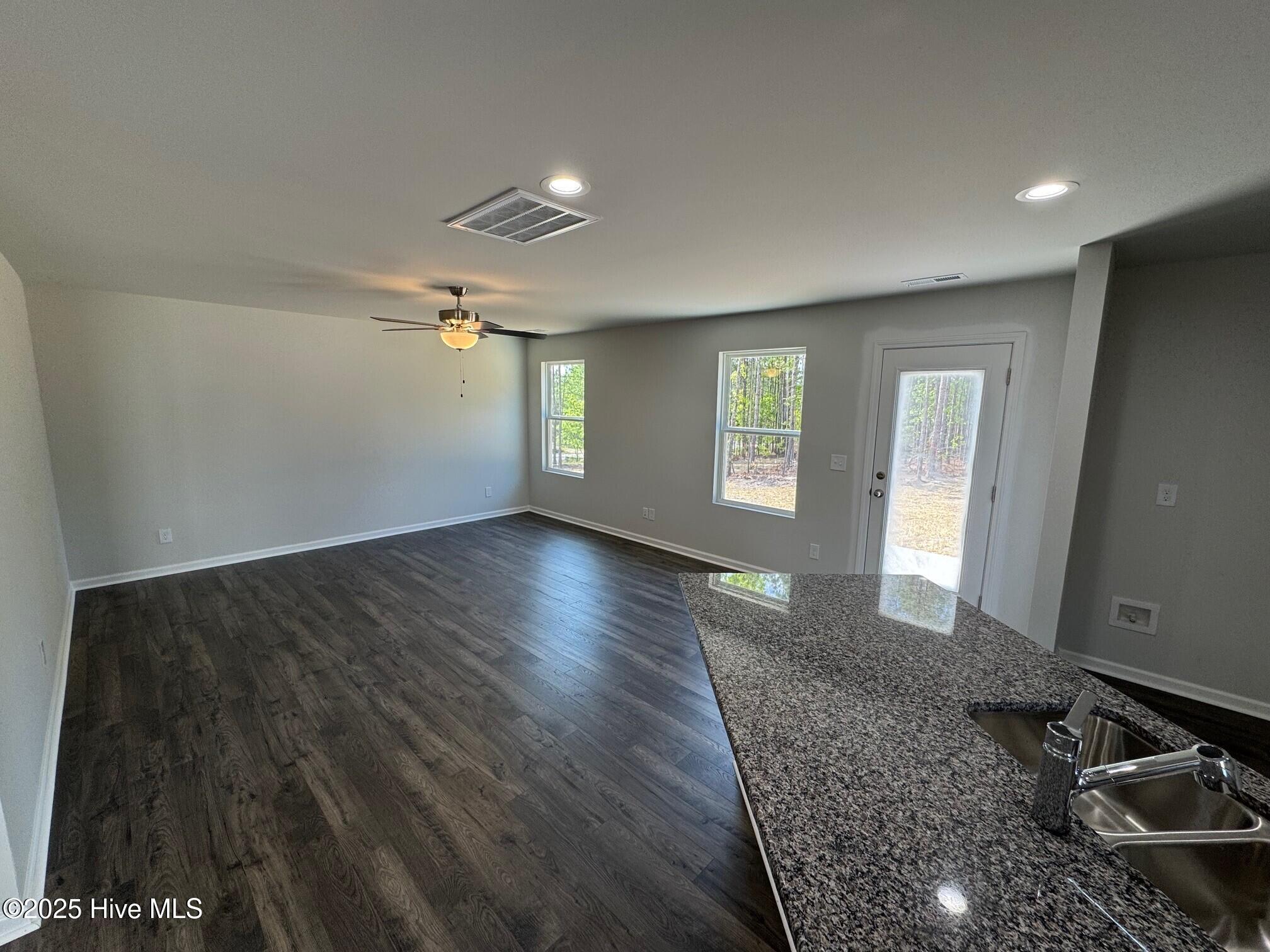 334 Rocking Horse Lane Property Photo 5