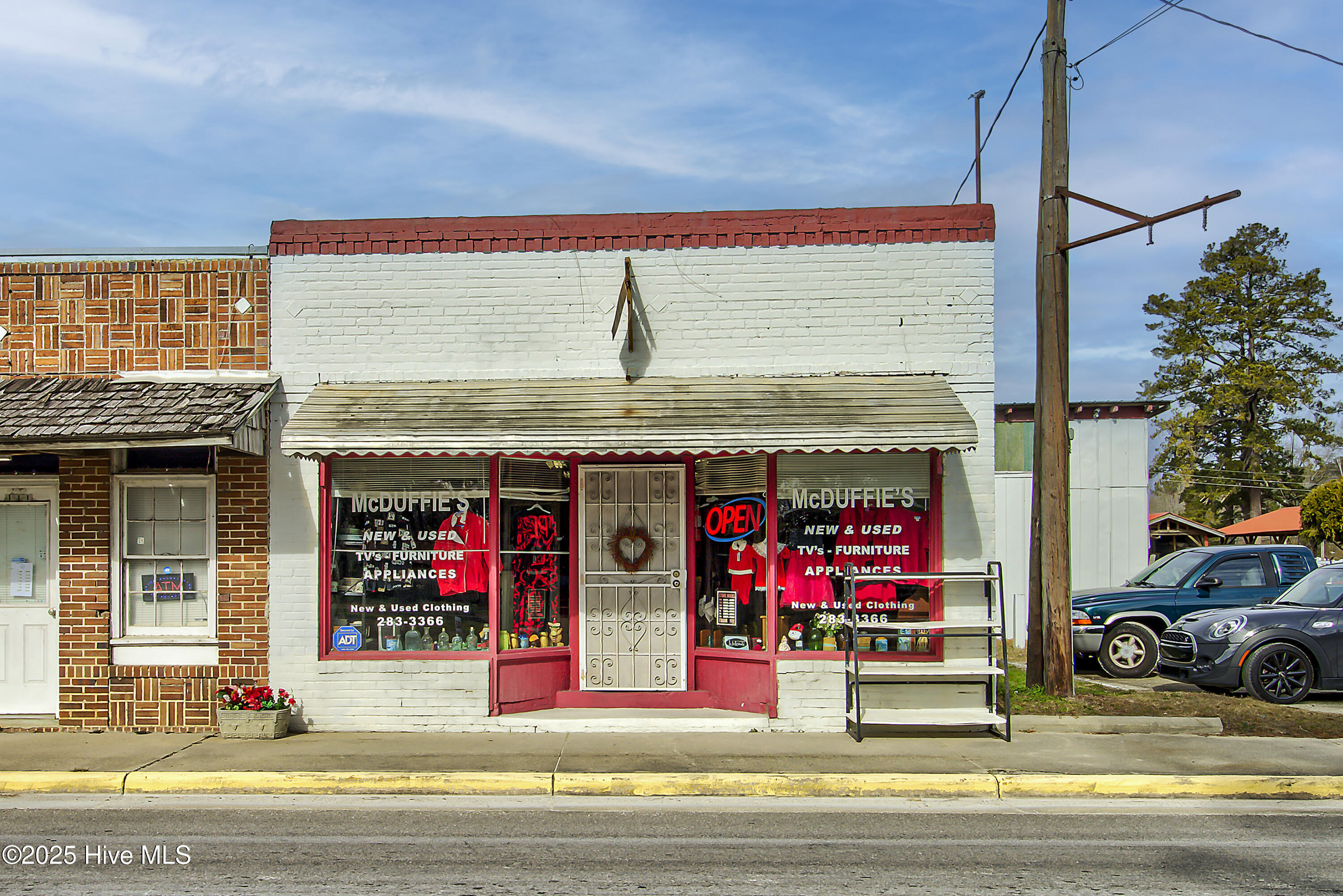 113 E Church Street Property Photo 1