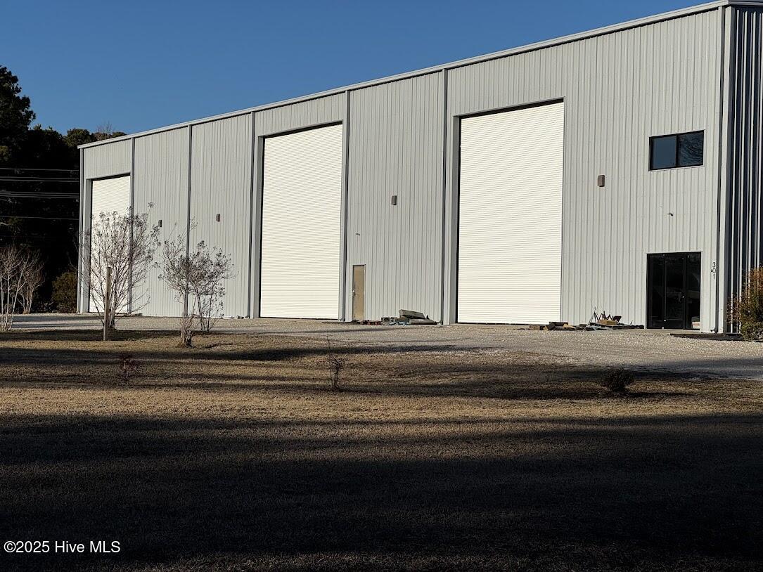 301 Facility Drive Property Photo 1