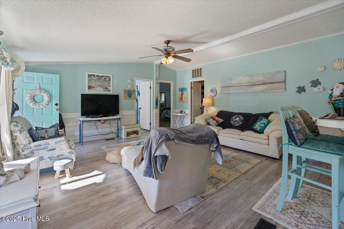 9212 Heritage Drive Property Photo 11