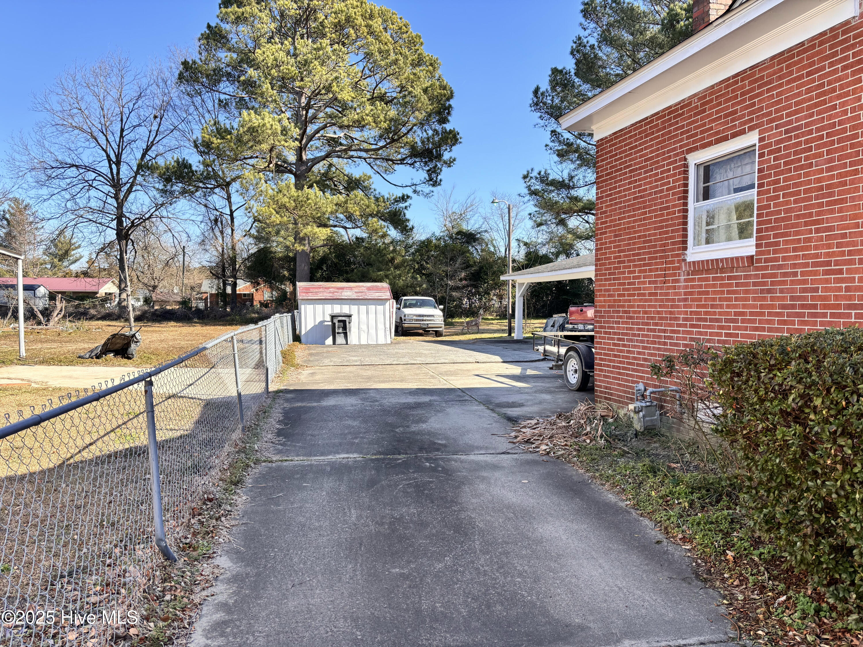 518 Mckoy Street Property Photo 5