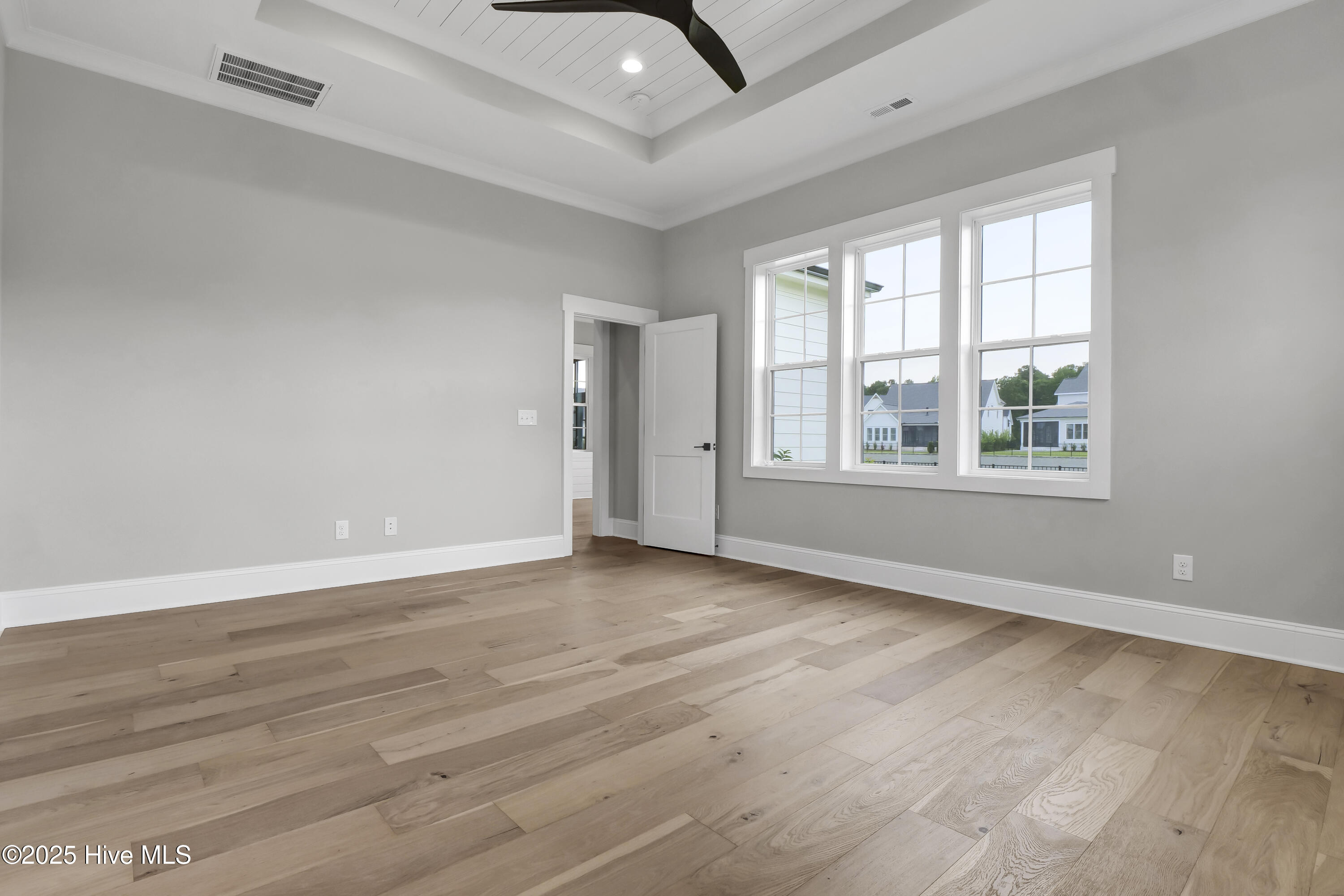 636 Waterstone Drive Property Photo 16