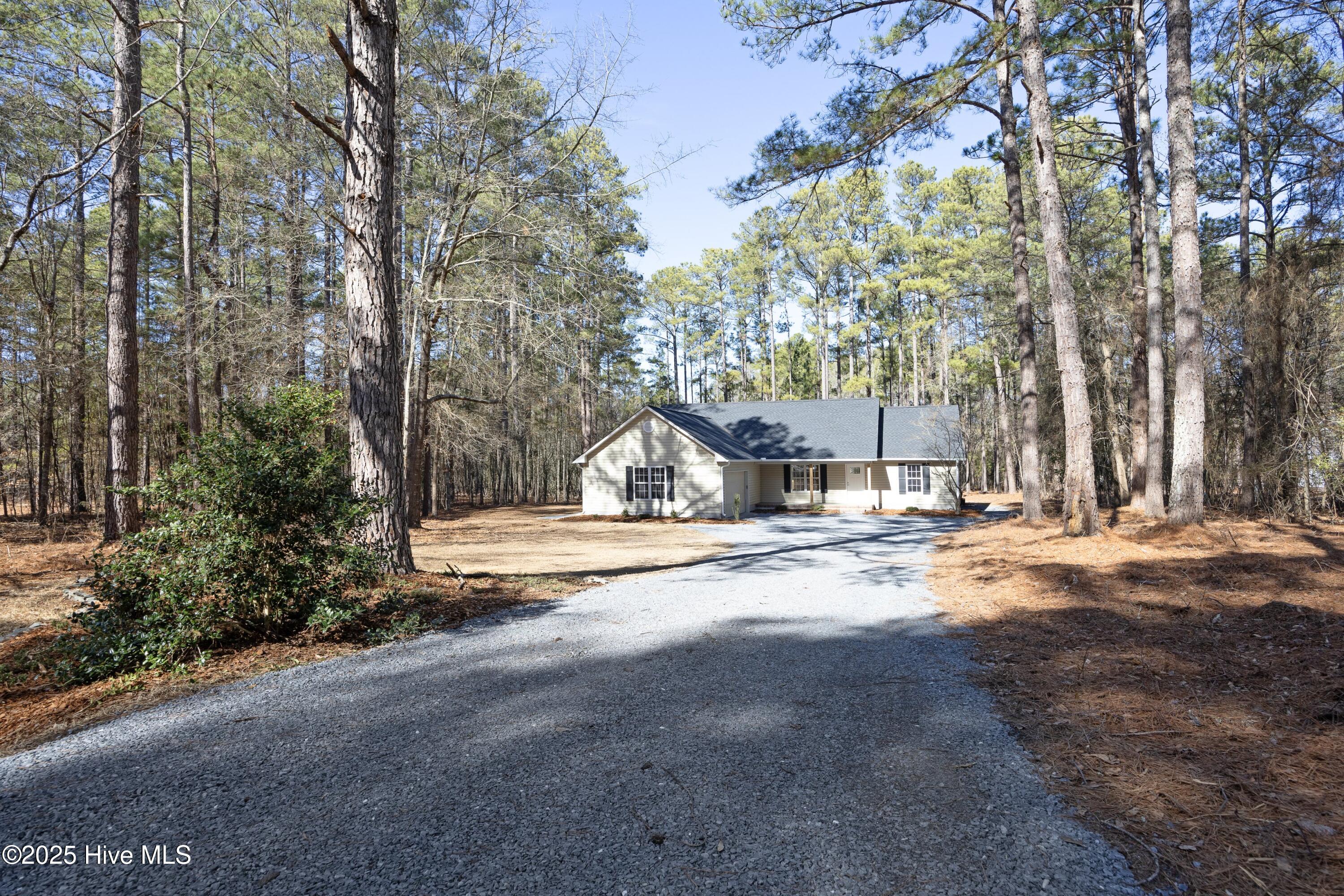 144 Birdnest Court Property Photo 2