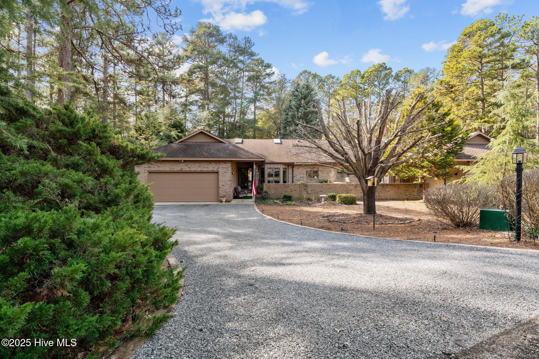 370 Fairway Court Property Photo 2